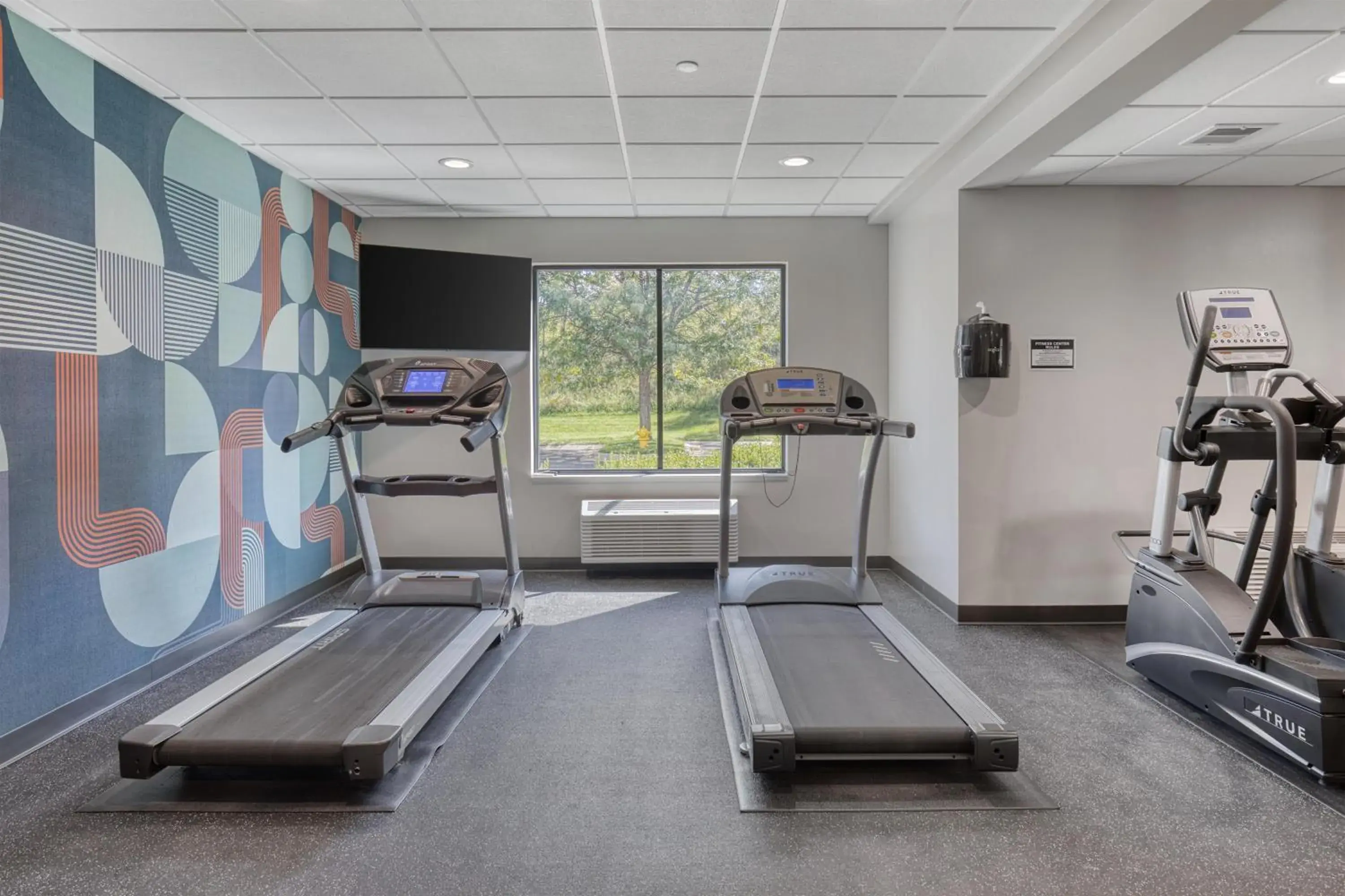 Fitness centre/facilities in Best Western Byron Center Fitness centre/facilities in Best Western Byron Center