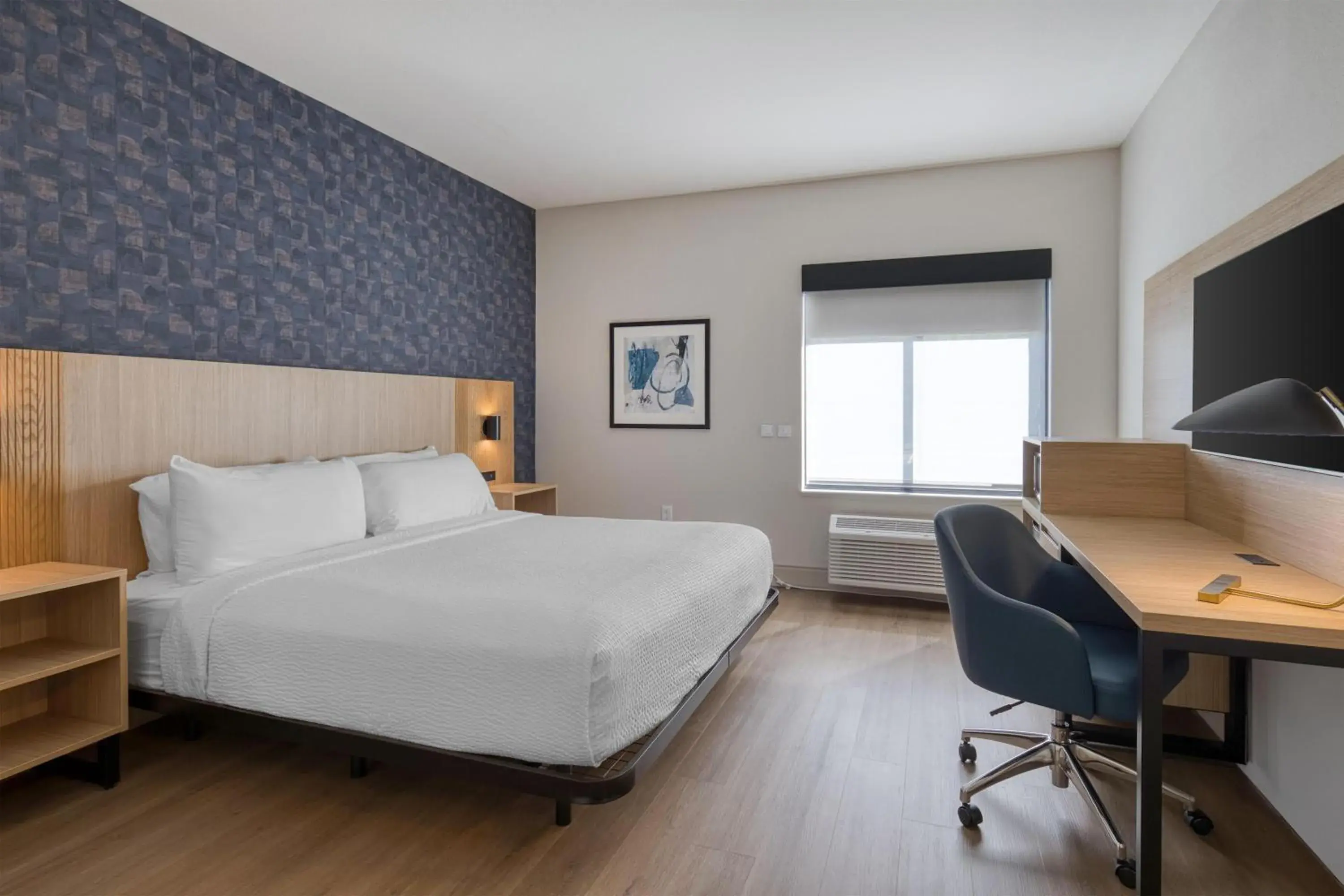 Bedroom, Bed in Best Western Byron Center Bedroom, Bed in Best Western Byron Center