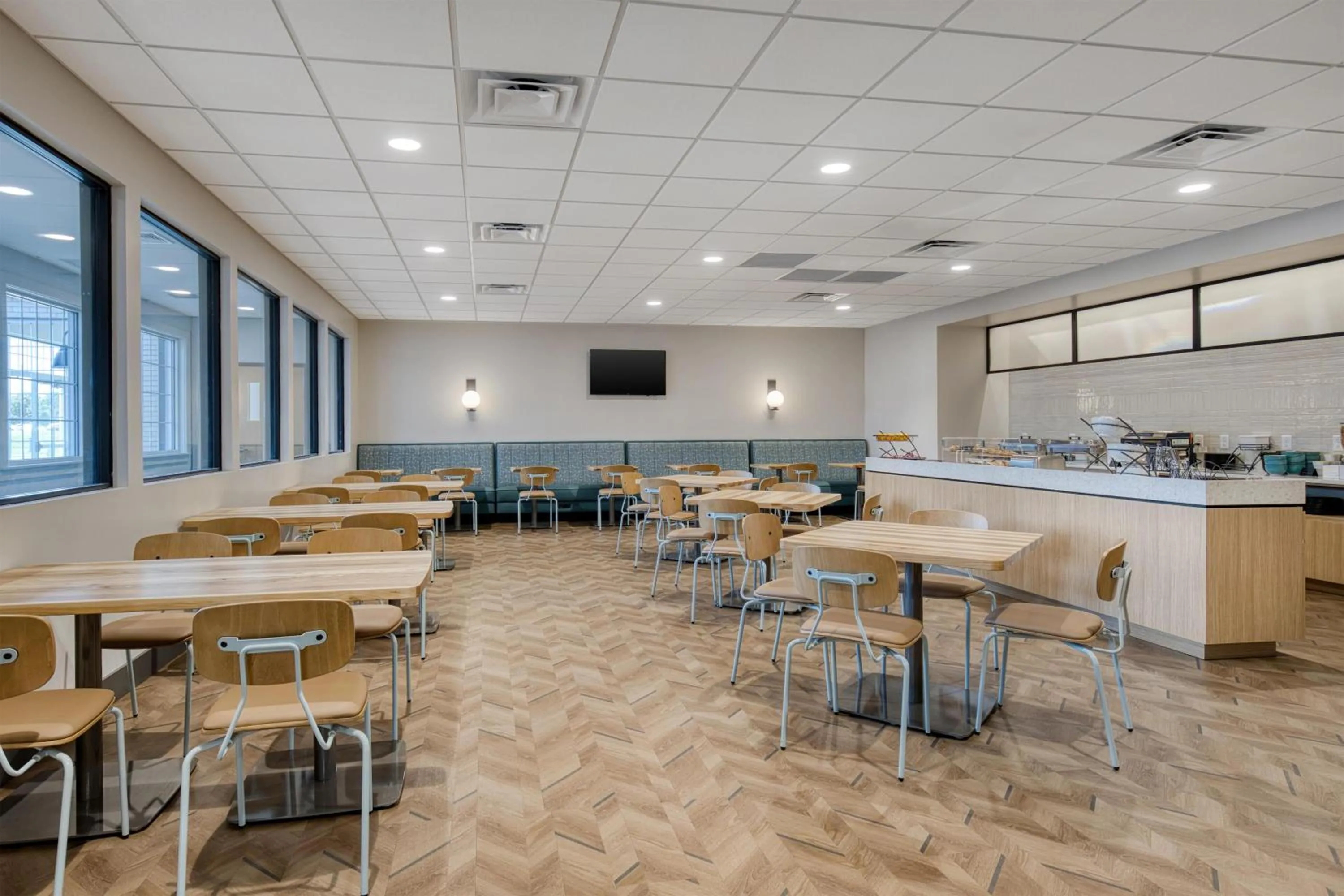 Restaurant/places to eat in Best Western Byron Center