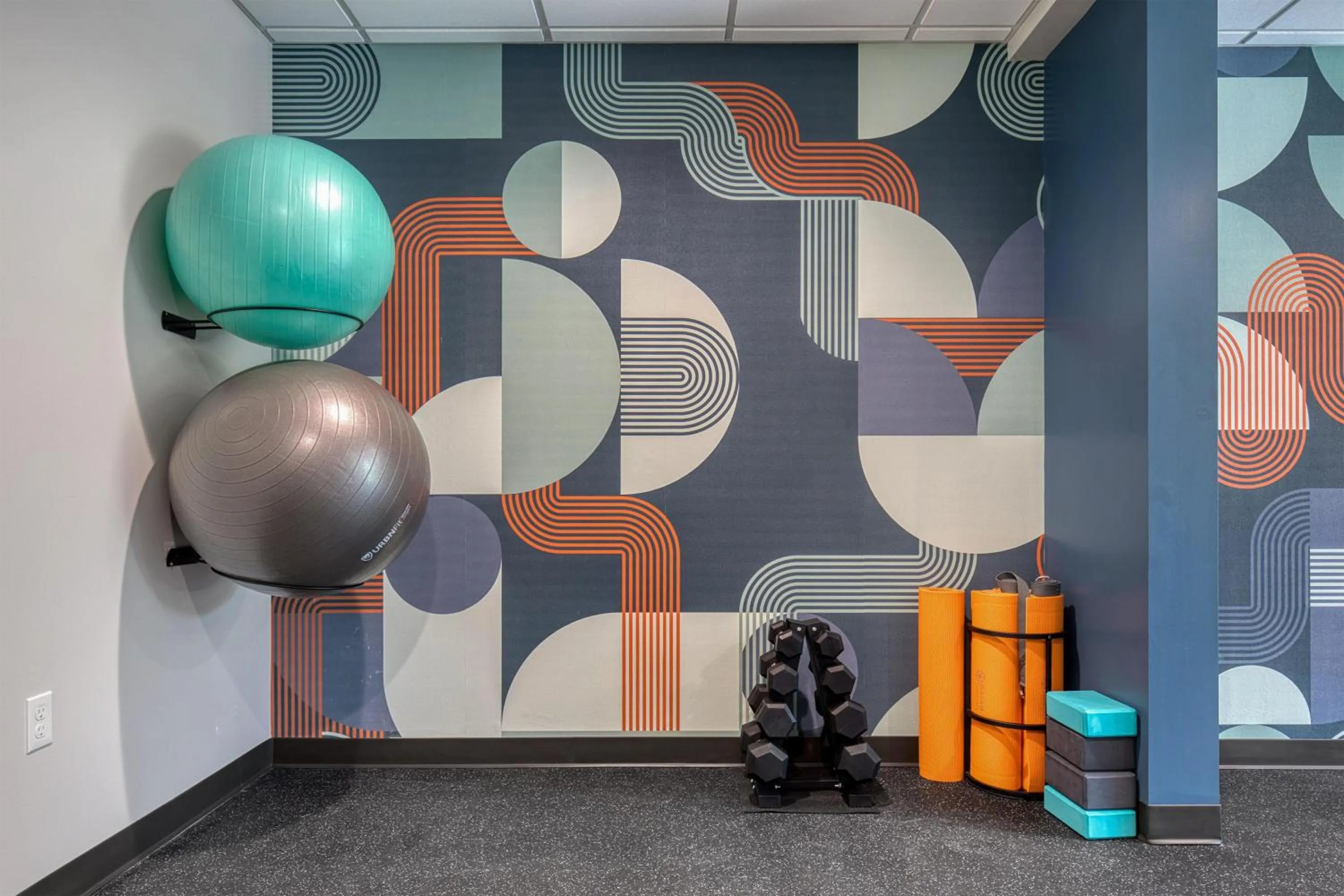 Fitness centre/facilities in Best Western Byron Center