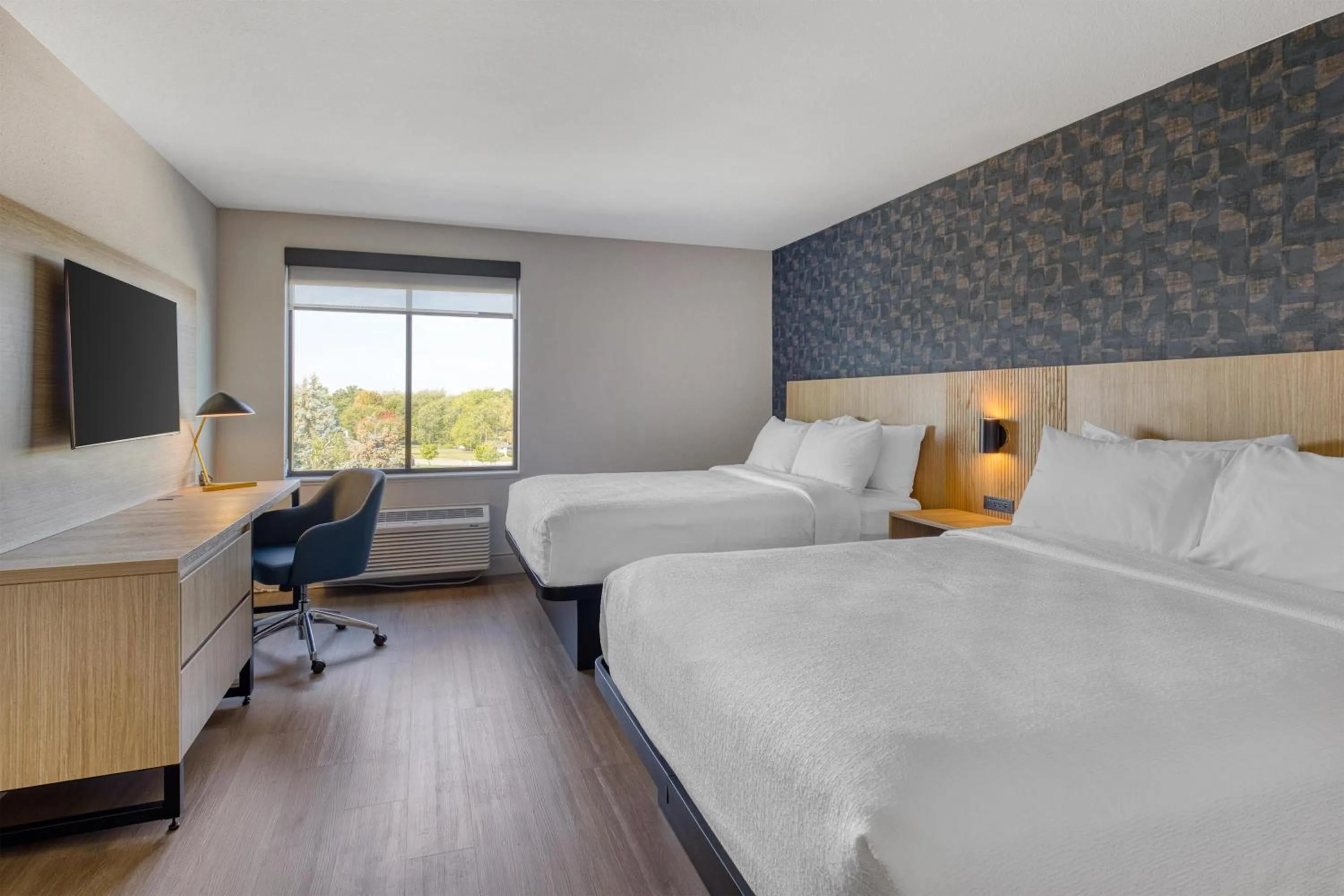 Bedroom, Bed in Best Western Byron Center