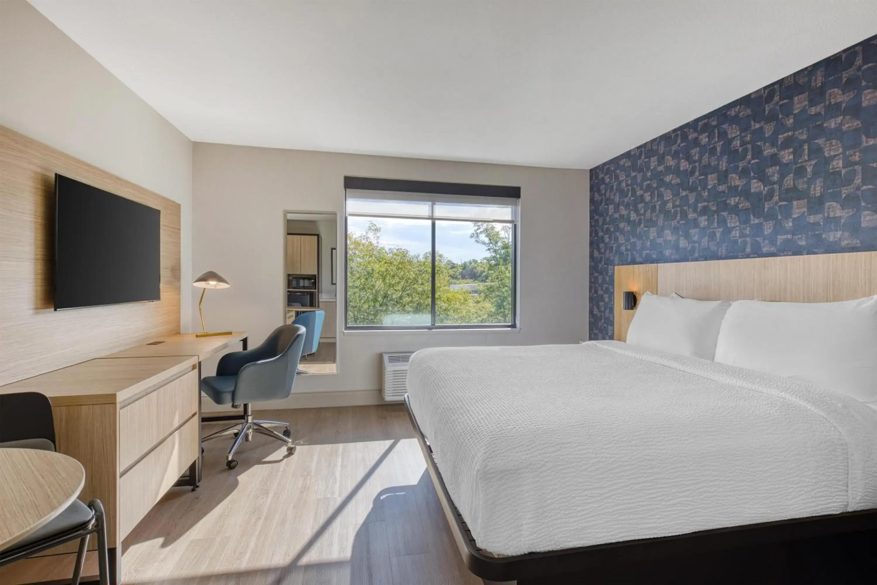 Bedroom, Bed in Best Western Byron Center Bedroom, Bed in Best Western Byron Center