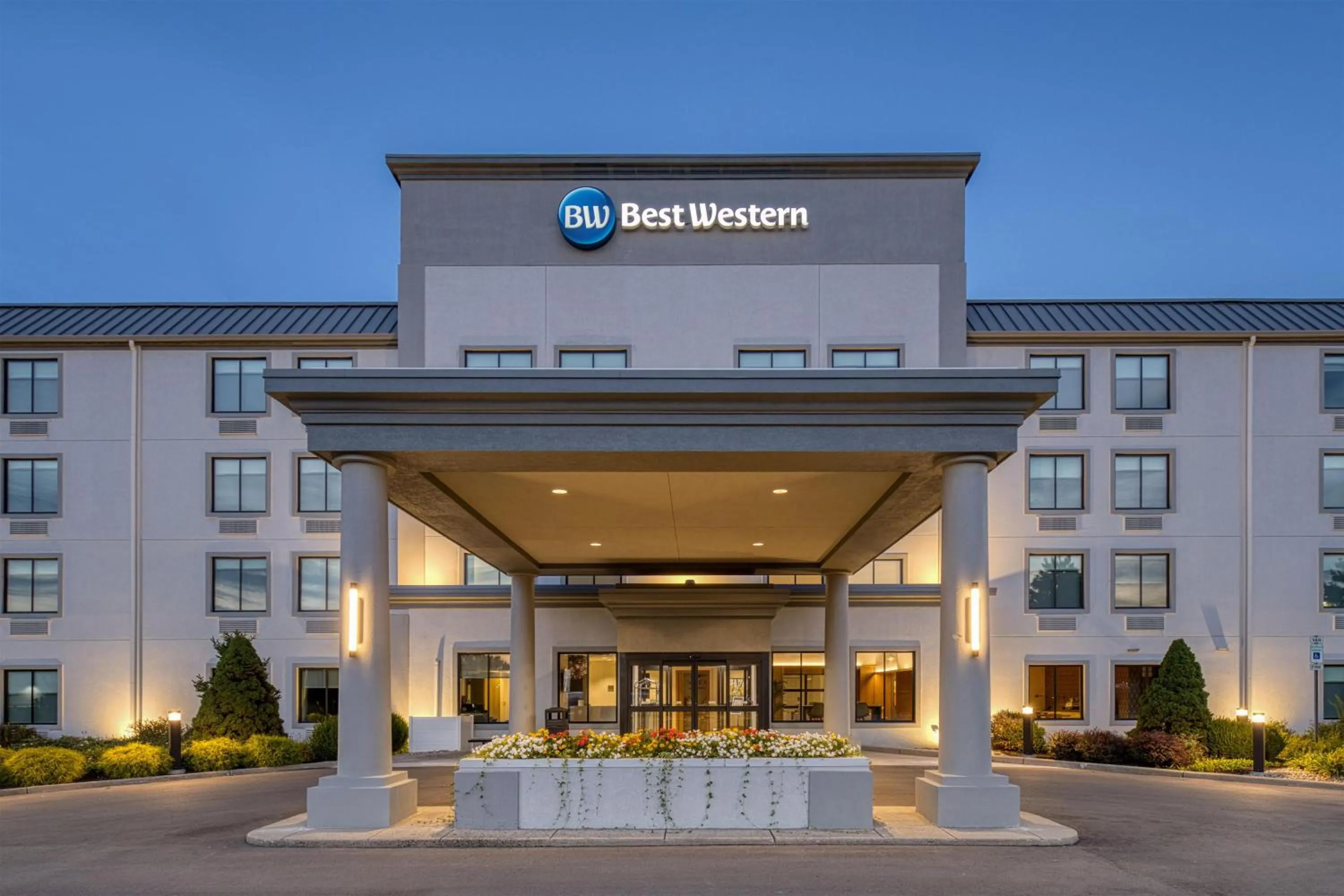 Property building in Best Western Byron Center