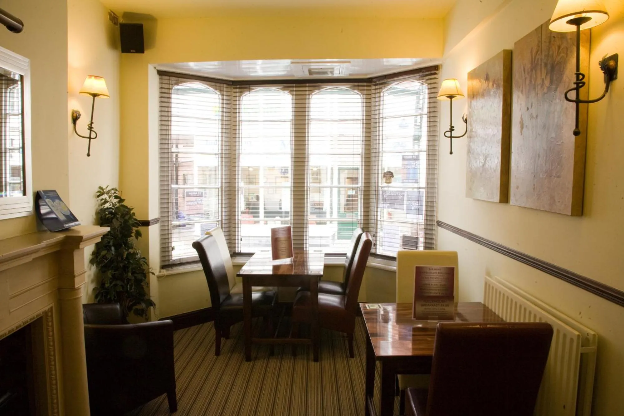 Lounge or bar in The Kings Head