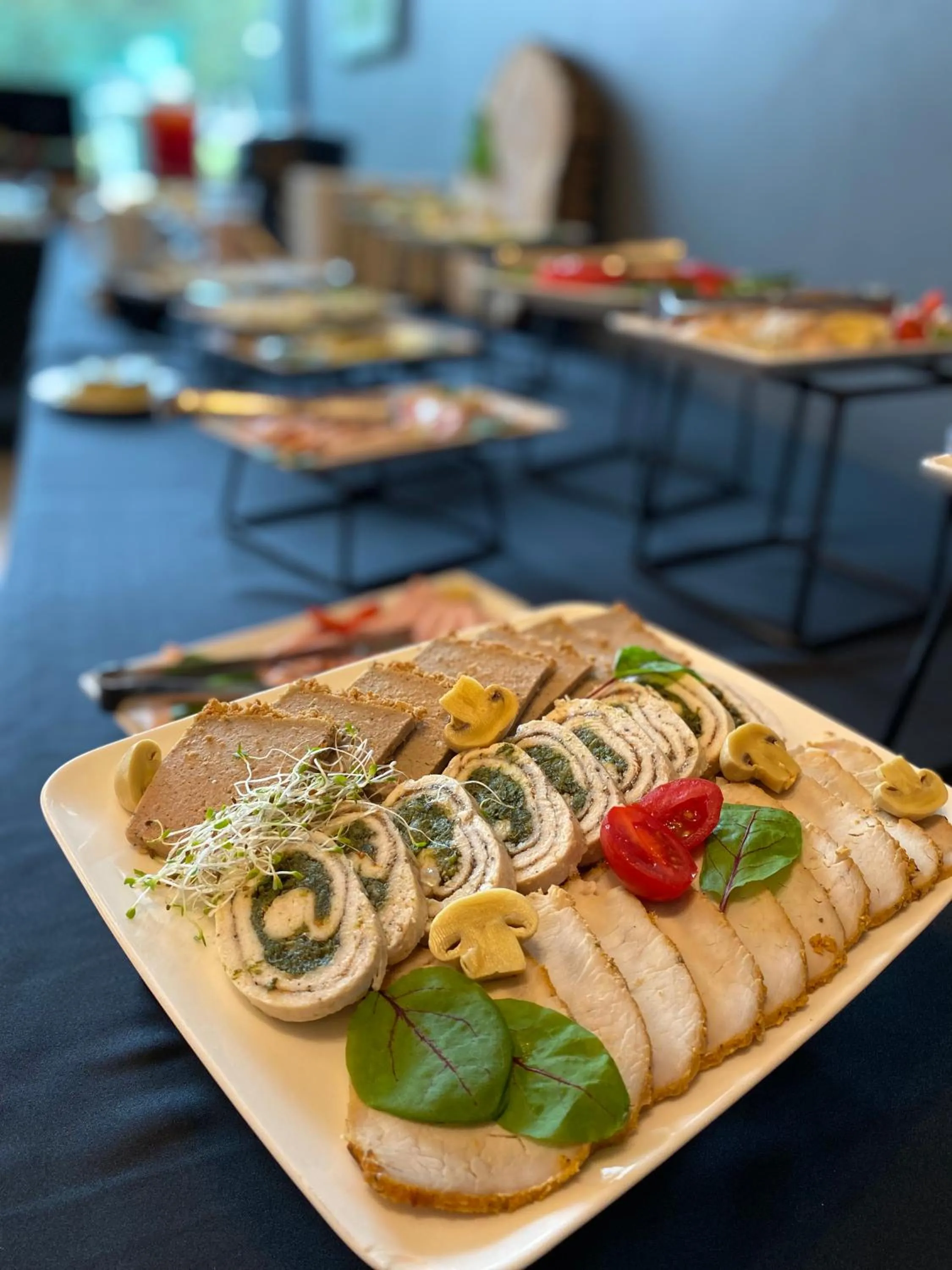 Restaurant/places to eat in Hotel Galion