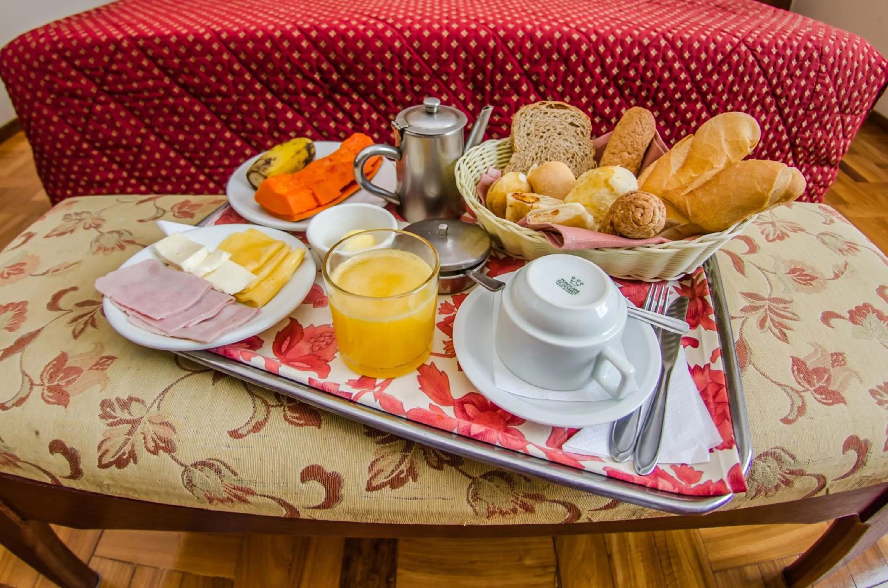 Food and drinks in Hotel Bucsky