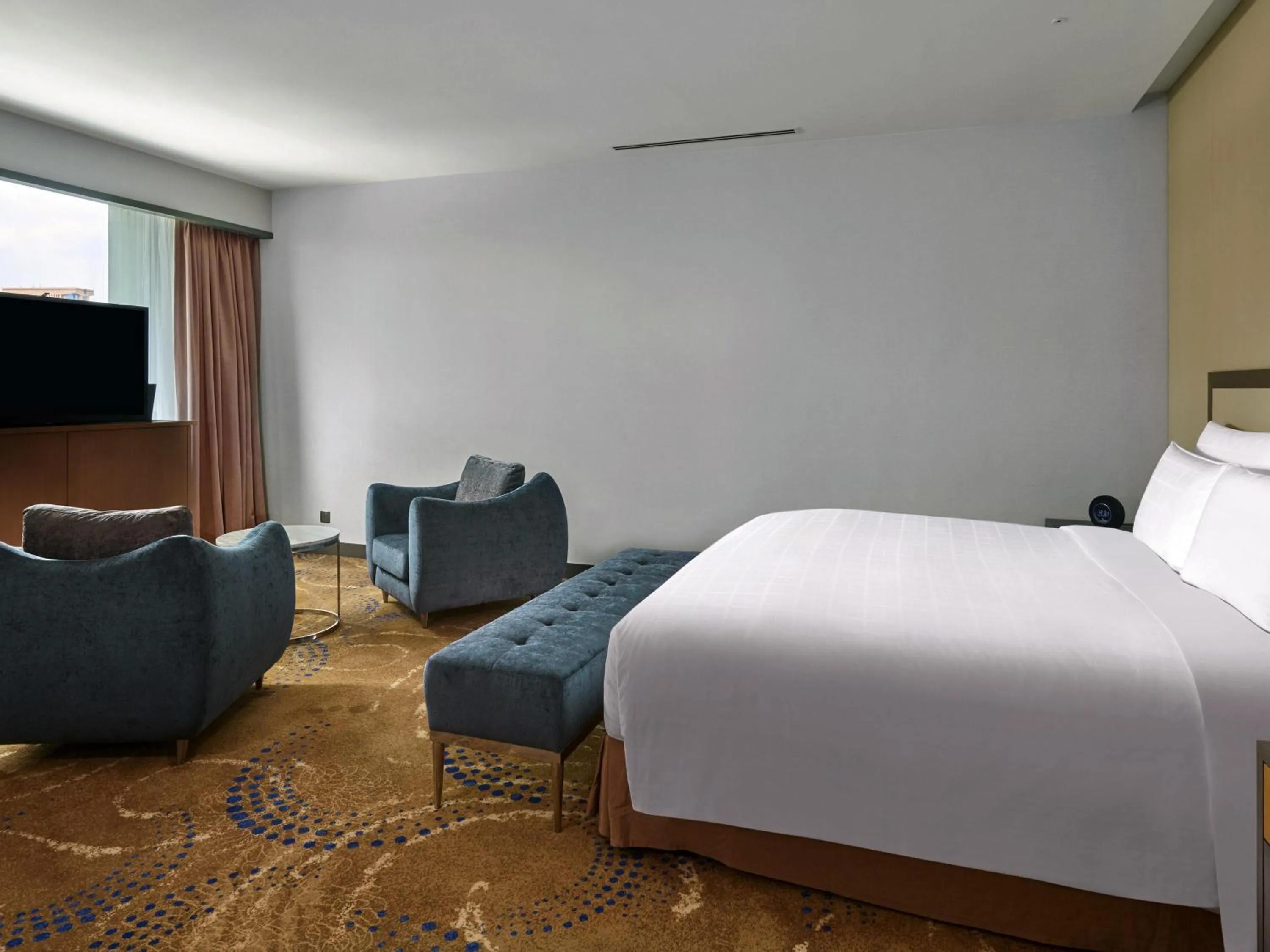Bedroom, Bed in Pullman Kuala Lumpur City Centre Hotel & Residences