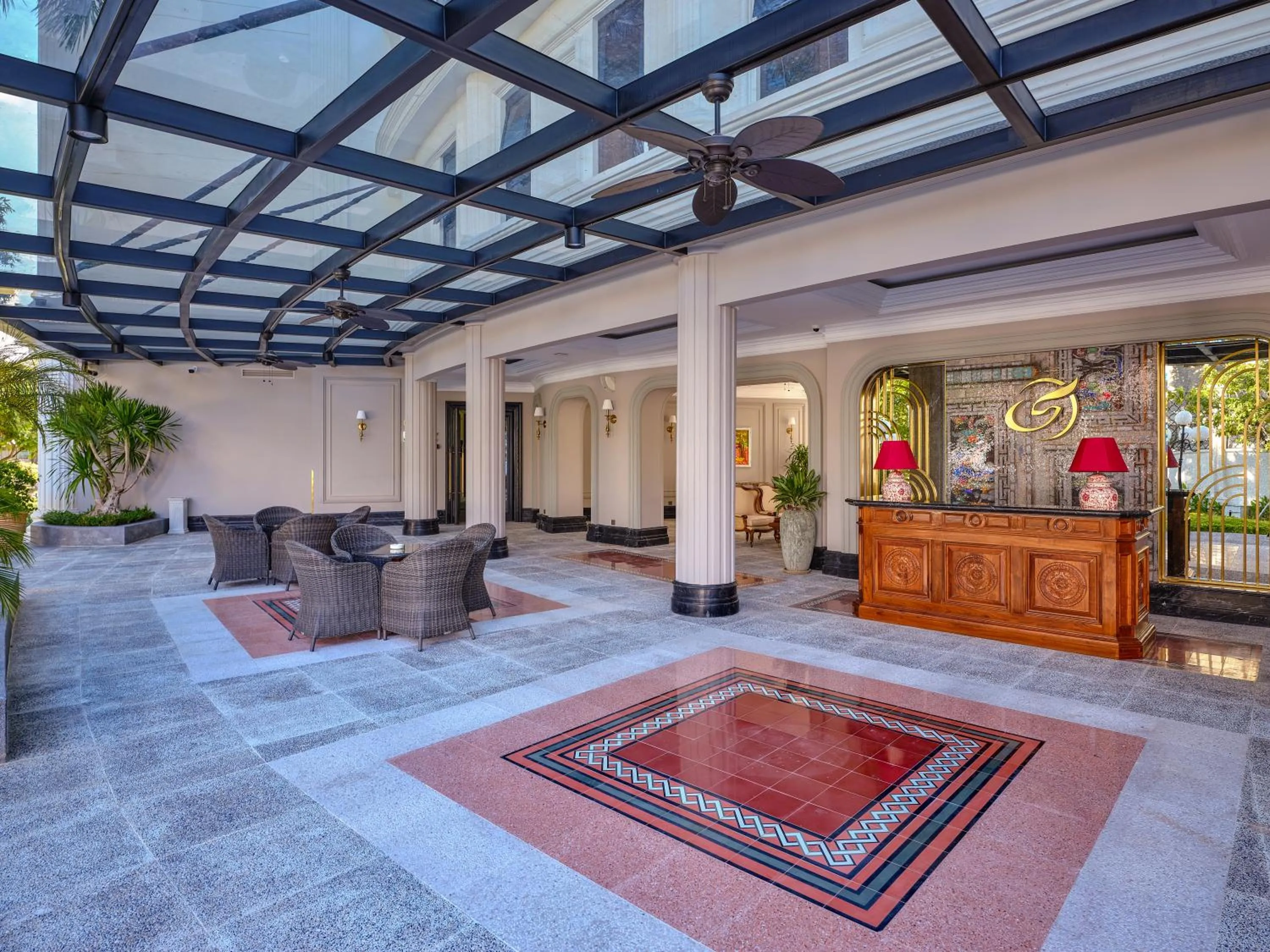 Lobby or reception in Silk Path Grand Hue Hotel