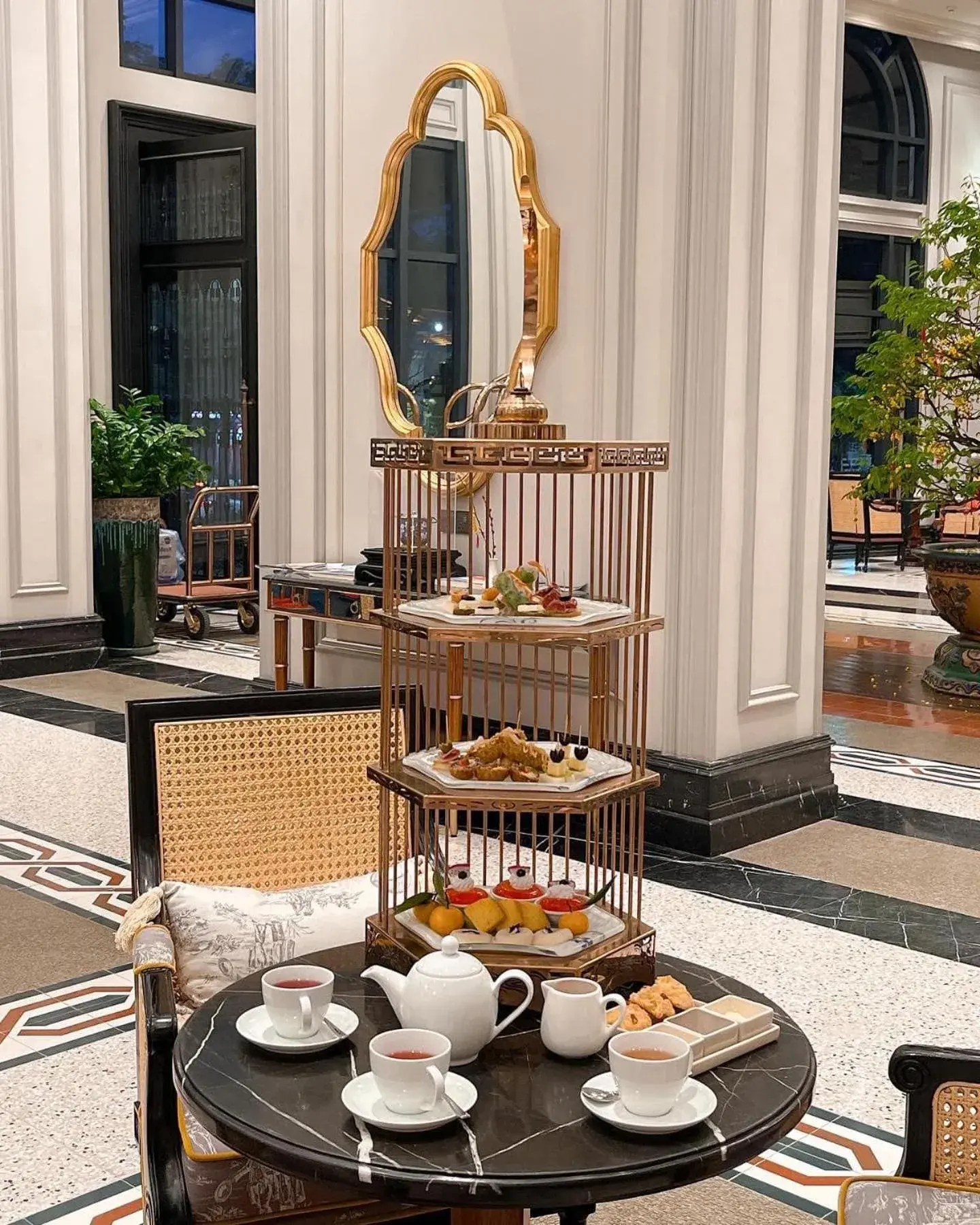 Food and drinks in Silk Path Grand Hue Hotel Food and drinks in Silk Path Grand Hue Hotel