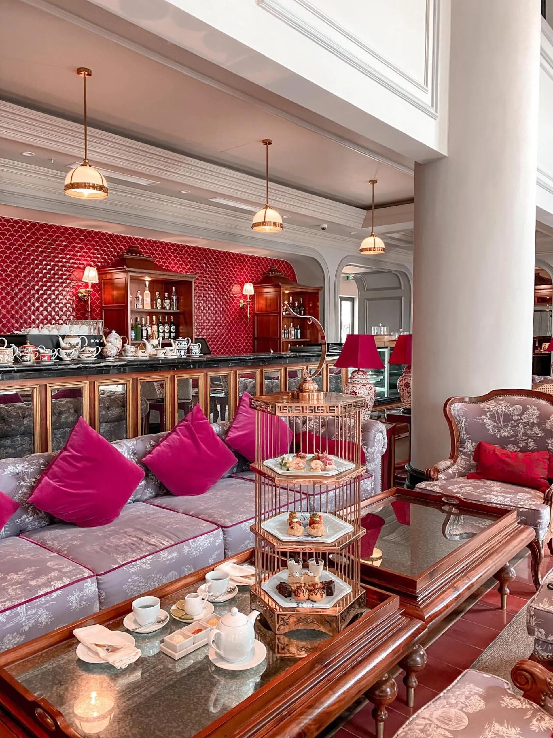 Food and drinks in Silk Path Grand Hue Hotel