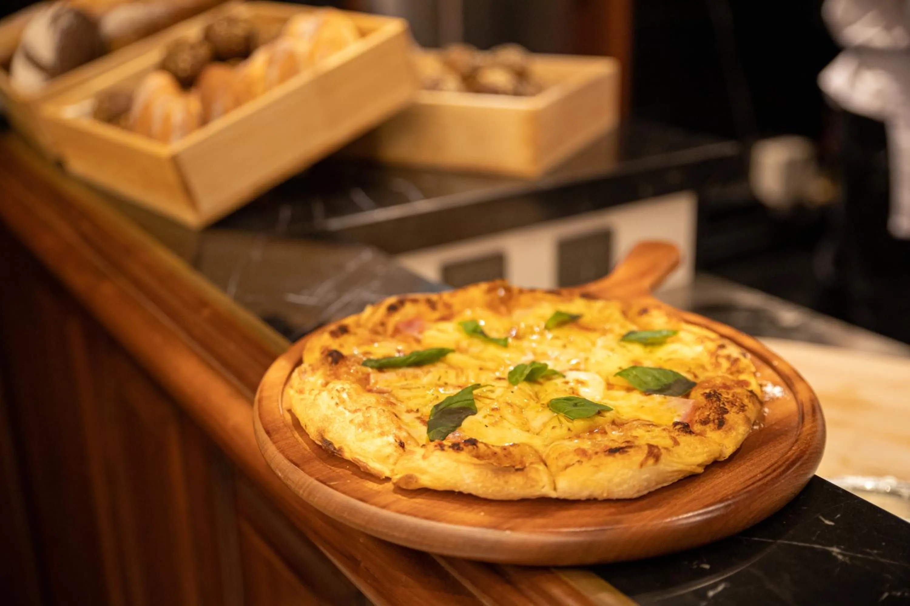 Food and drinks in Silk Path Grand Hue Hotel