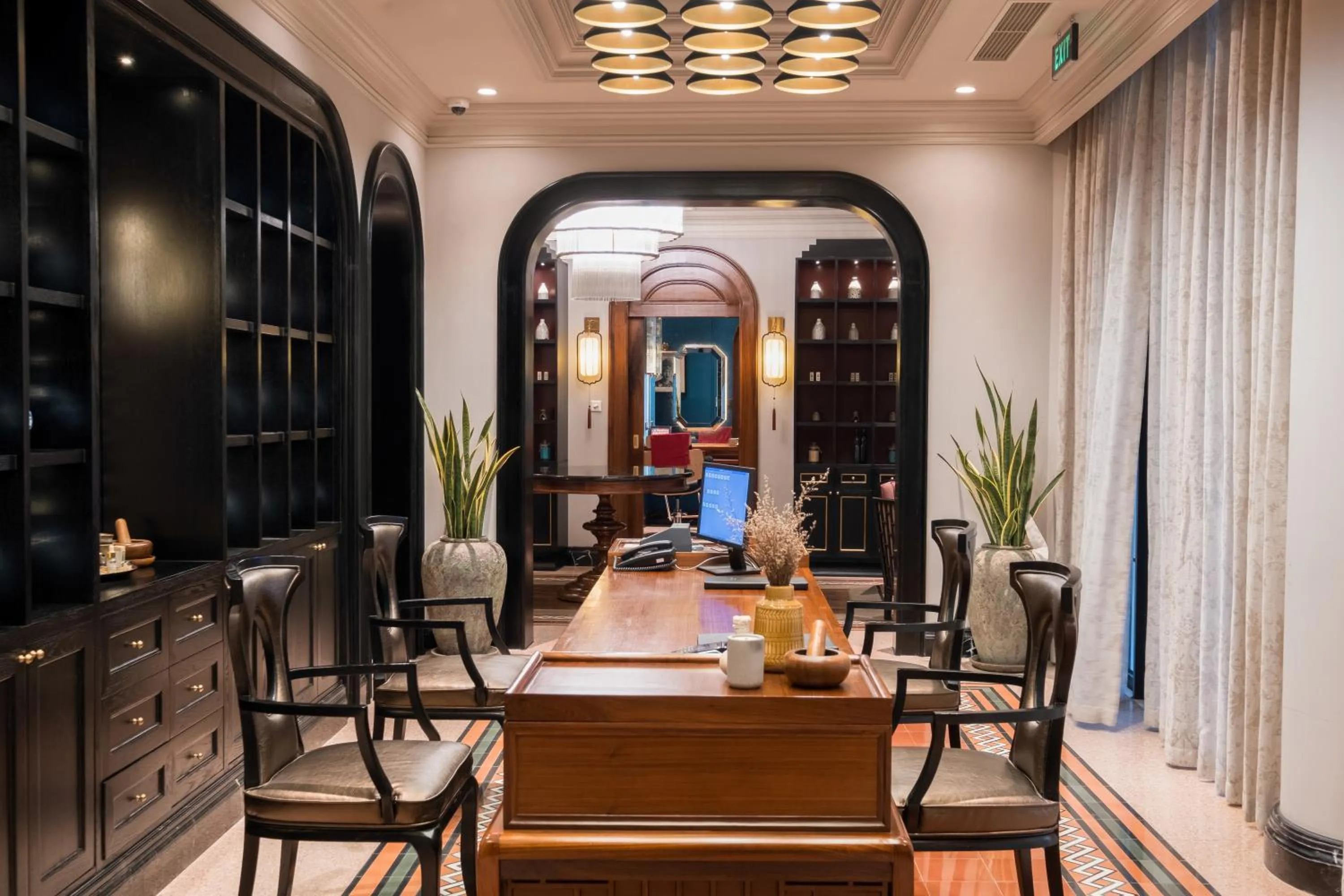 Spa and wellness centre/facilities in Silk Path Grand Hue Hotel