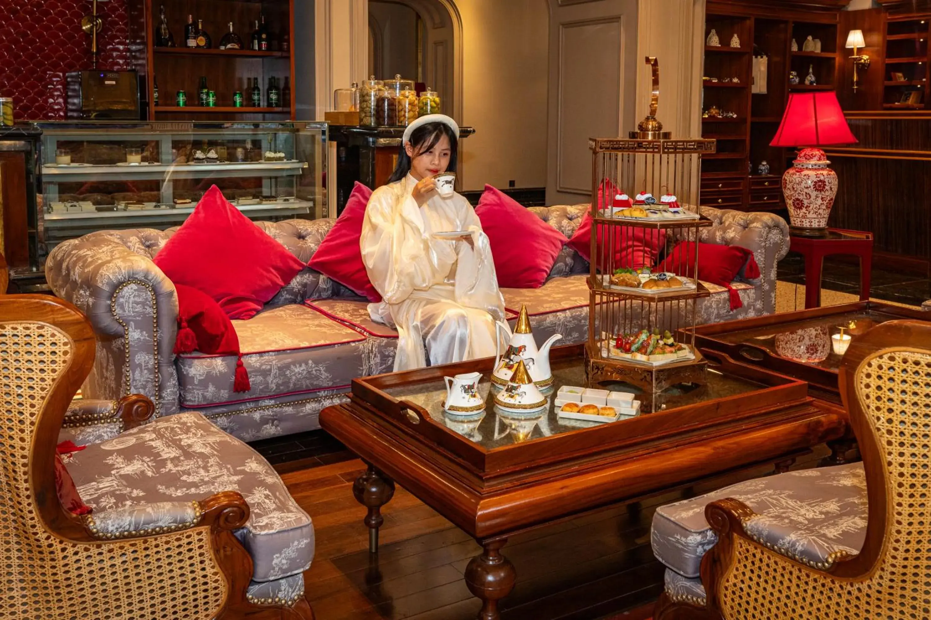 Restaurant/places to eat in Silk Path Grand Hue Hotel Restaurant/places to eat in Silk Path Grand Hue Hotel