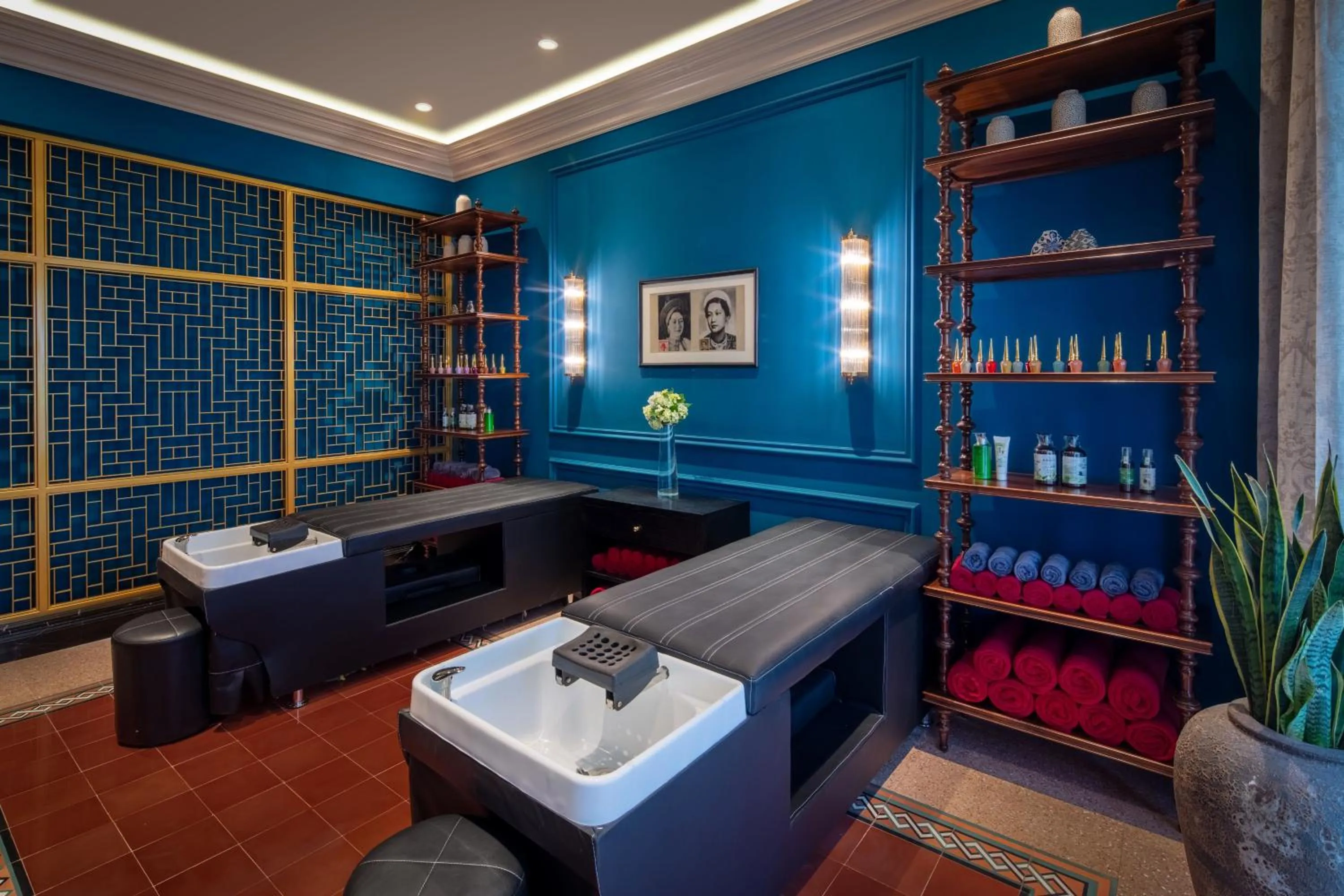 Spa and wellness centre/facilities in Silk Path Grand Hue Hotel