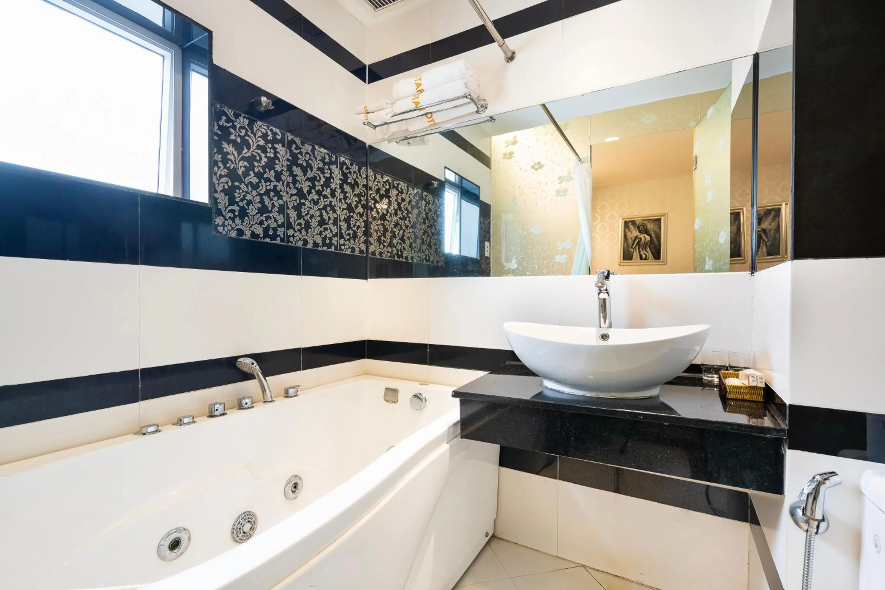 Bathroom in Golden Star Hotel