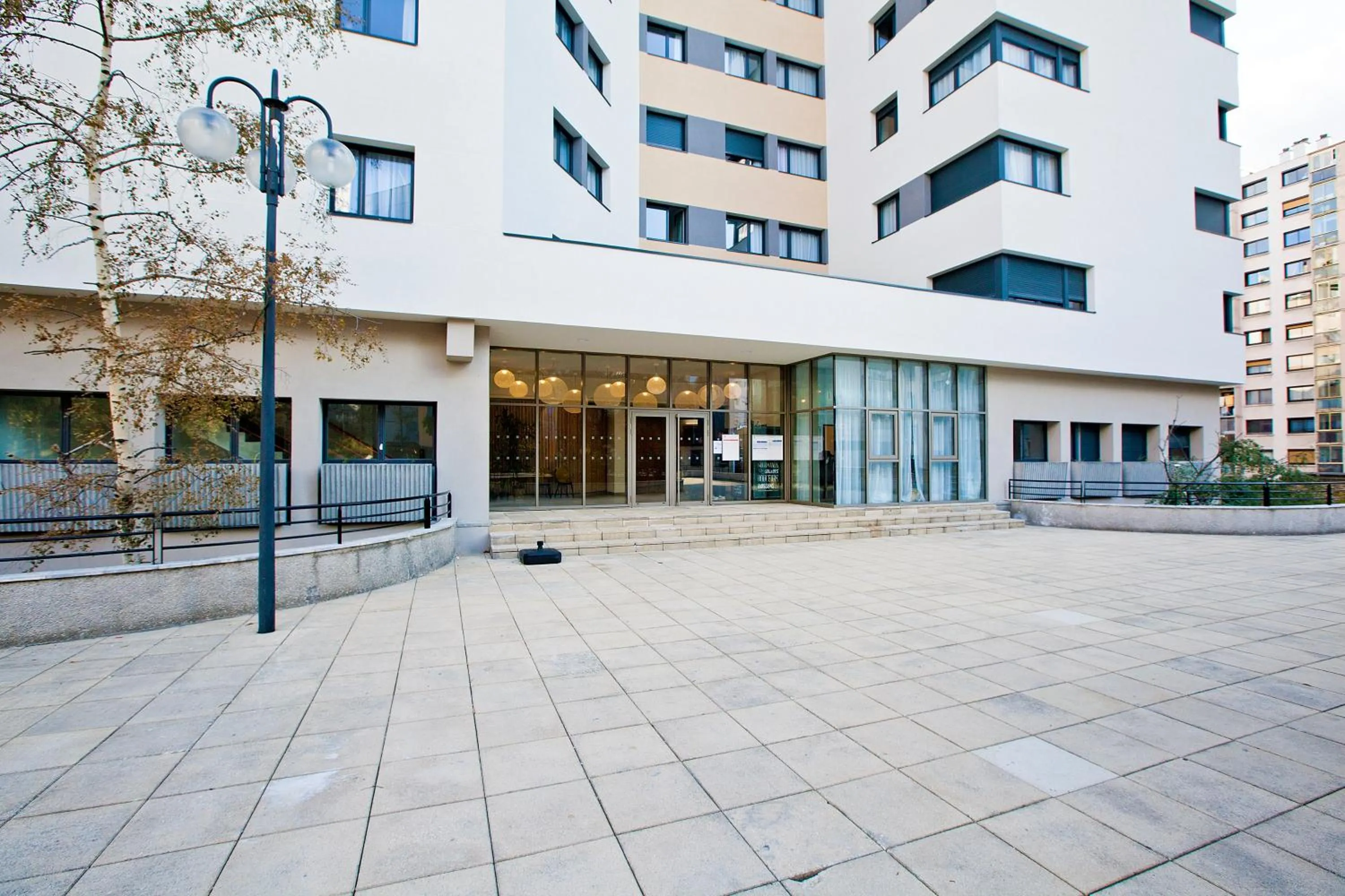 Facade/entrance in Sejours & Affaires Paris-Davout