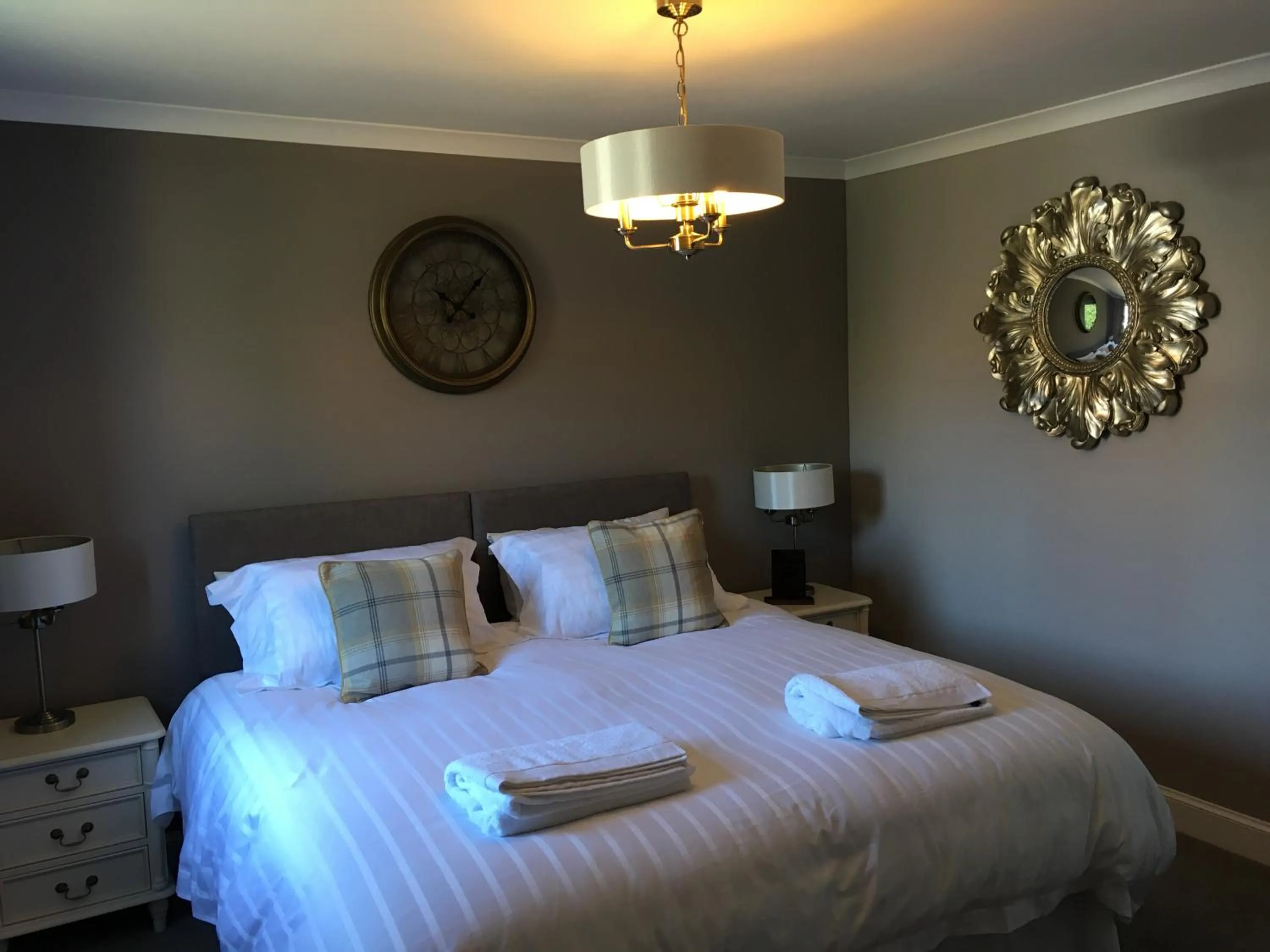 Bed in The Huntingdon