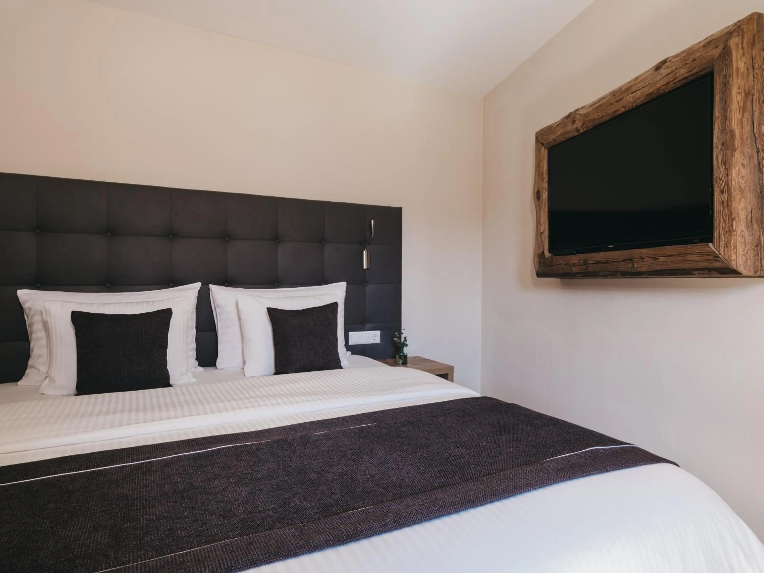 Bed in VAYA Terrazena Serfaus