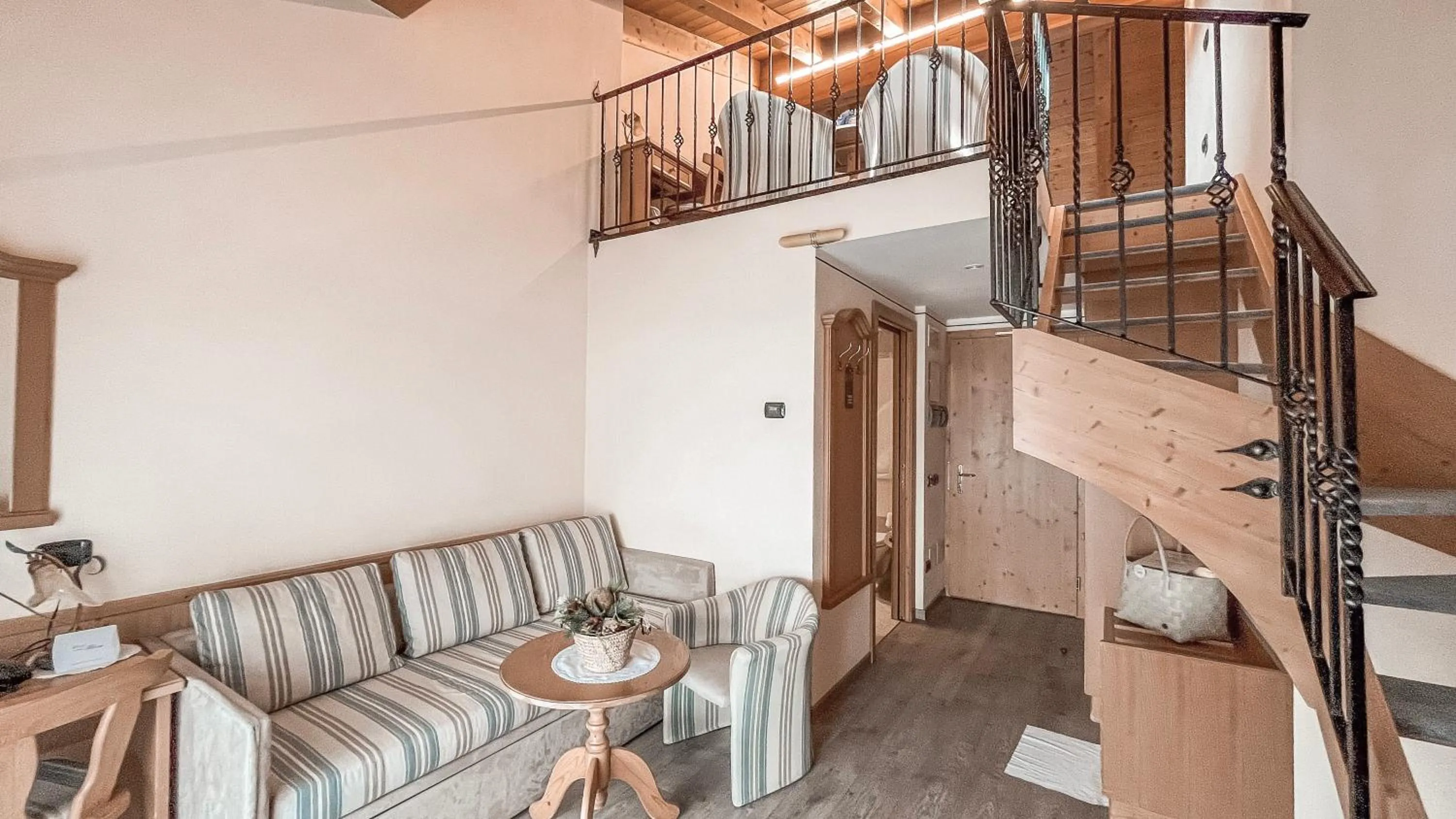 Junior Suite with Balcony in Hotel Flora