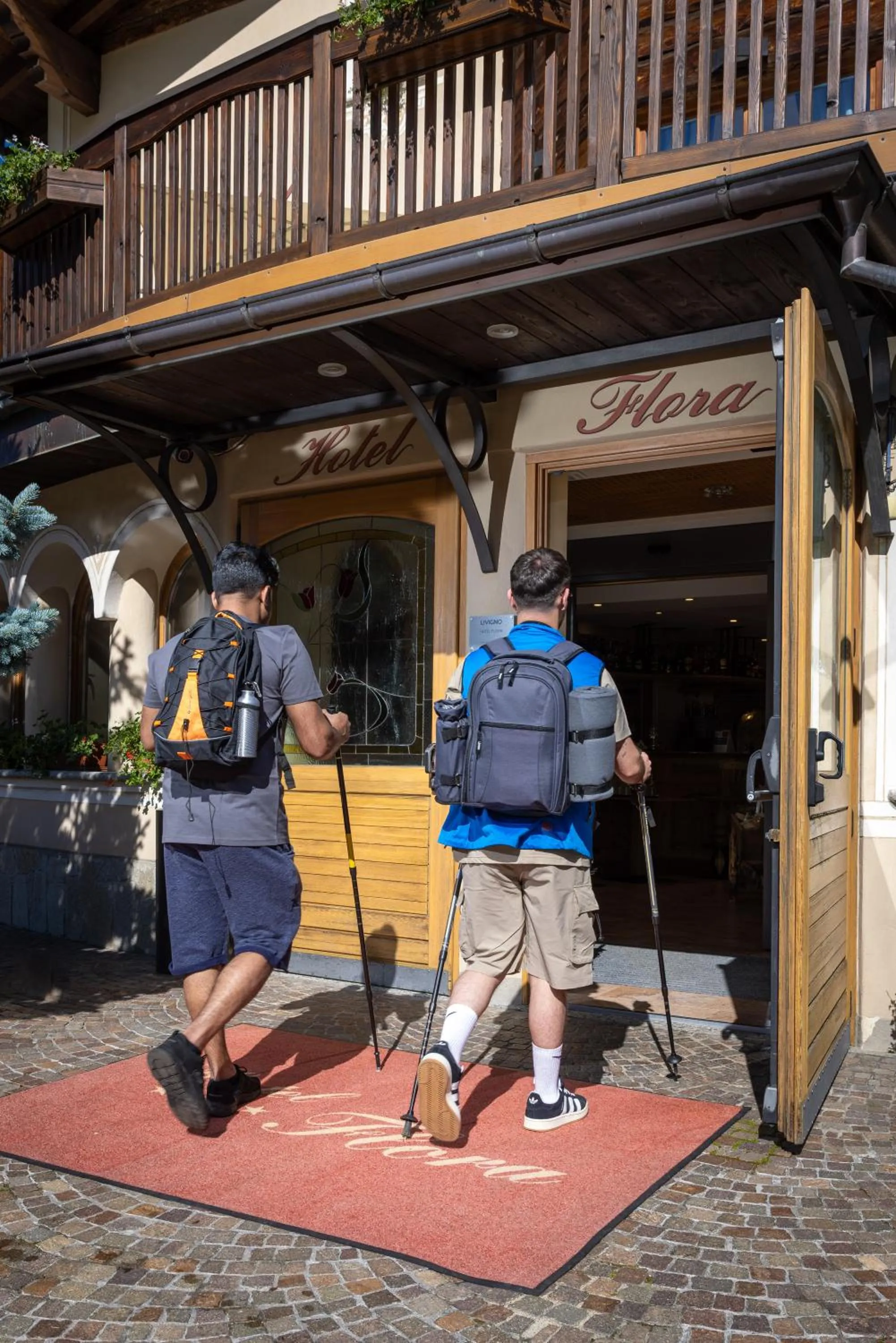 Facade/entrance in Hotel Flora