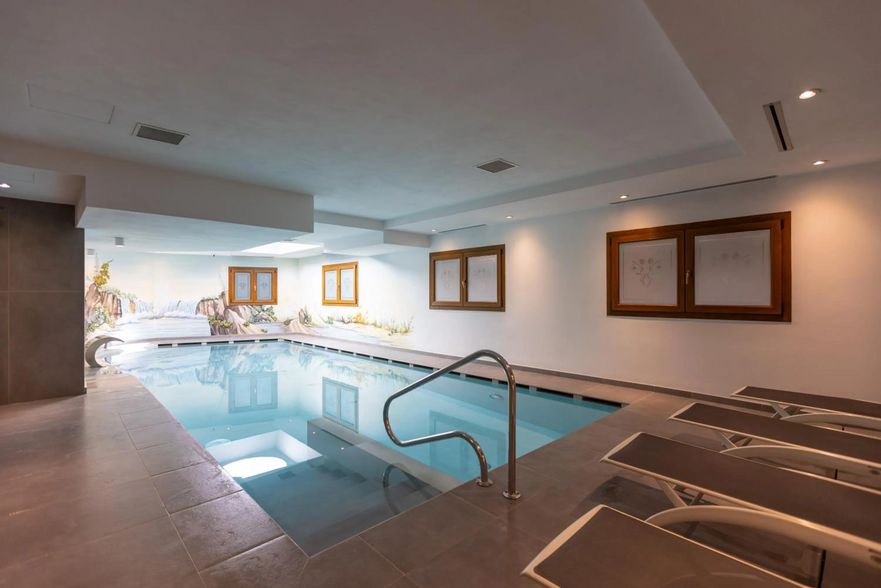 Pool view in Hotel Flora