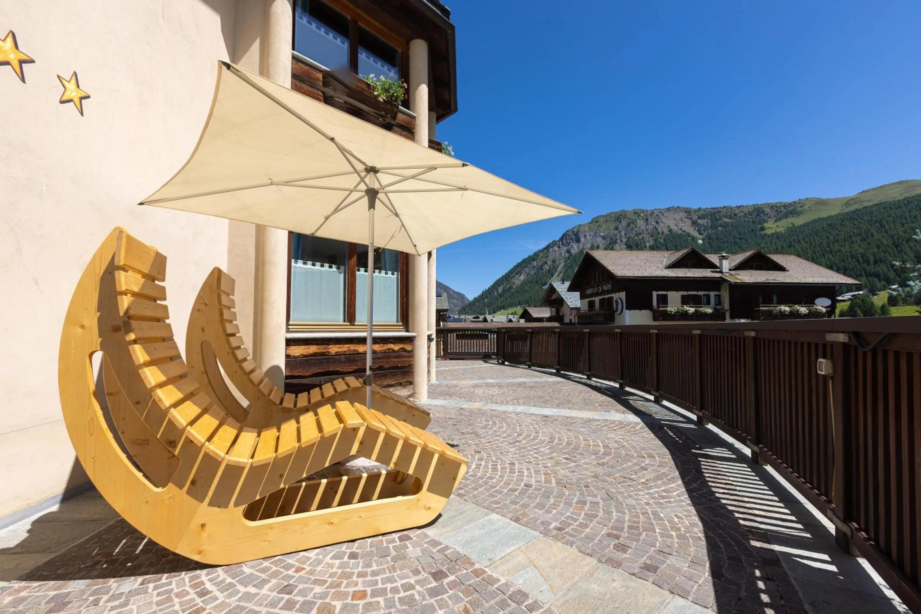 Balcony/Terrace in Hotel Flora