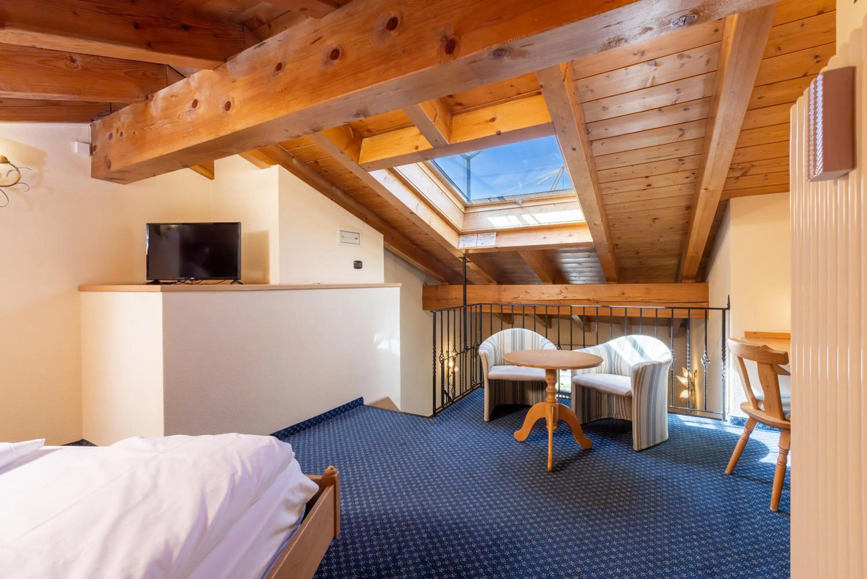 Bedroom, Bed in Hotel Flora