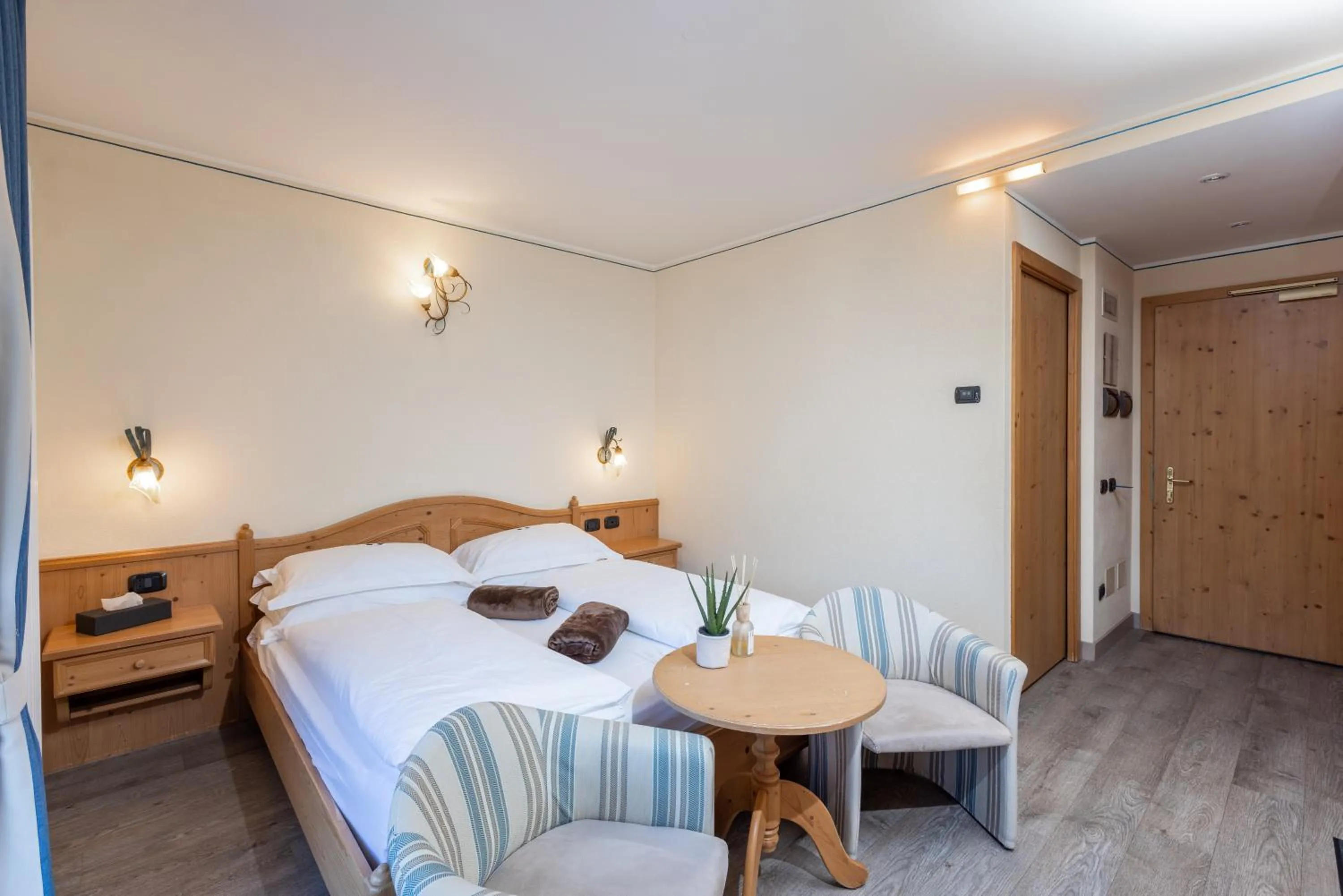 Bedroom, Bed in Hotel Flora