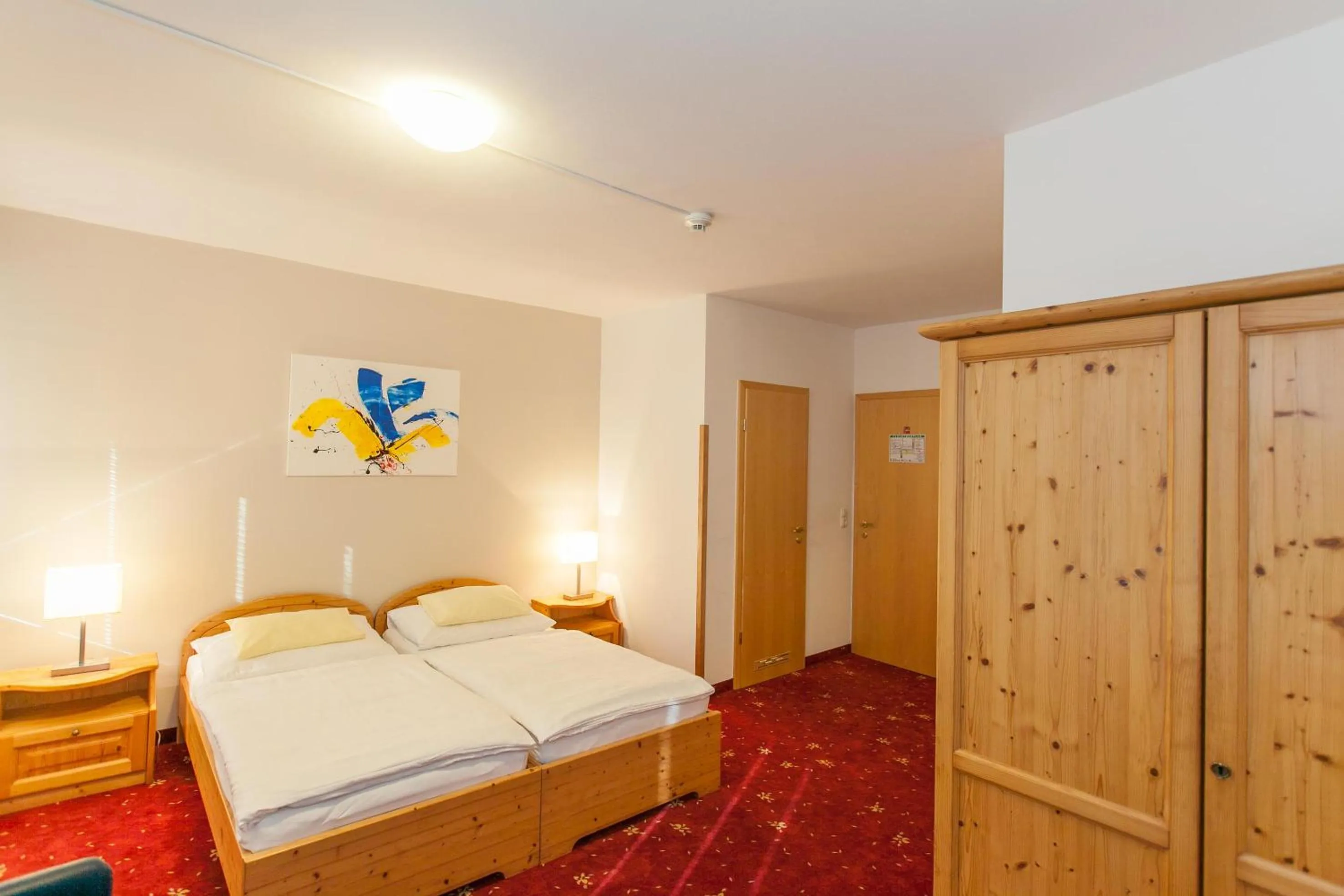 Bed in Hotel Vösenhuber