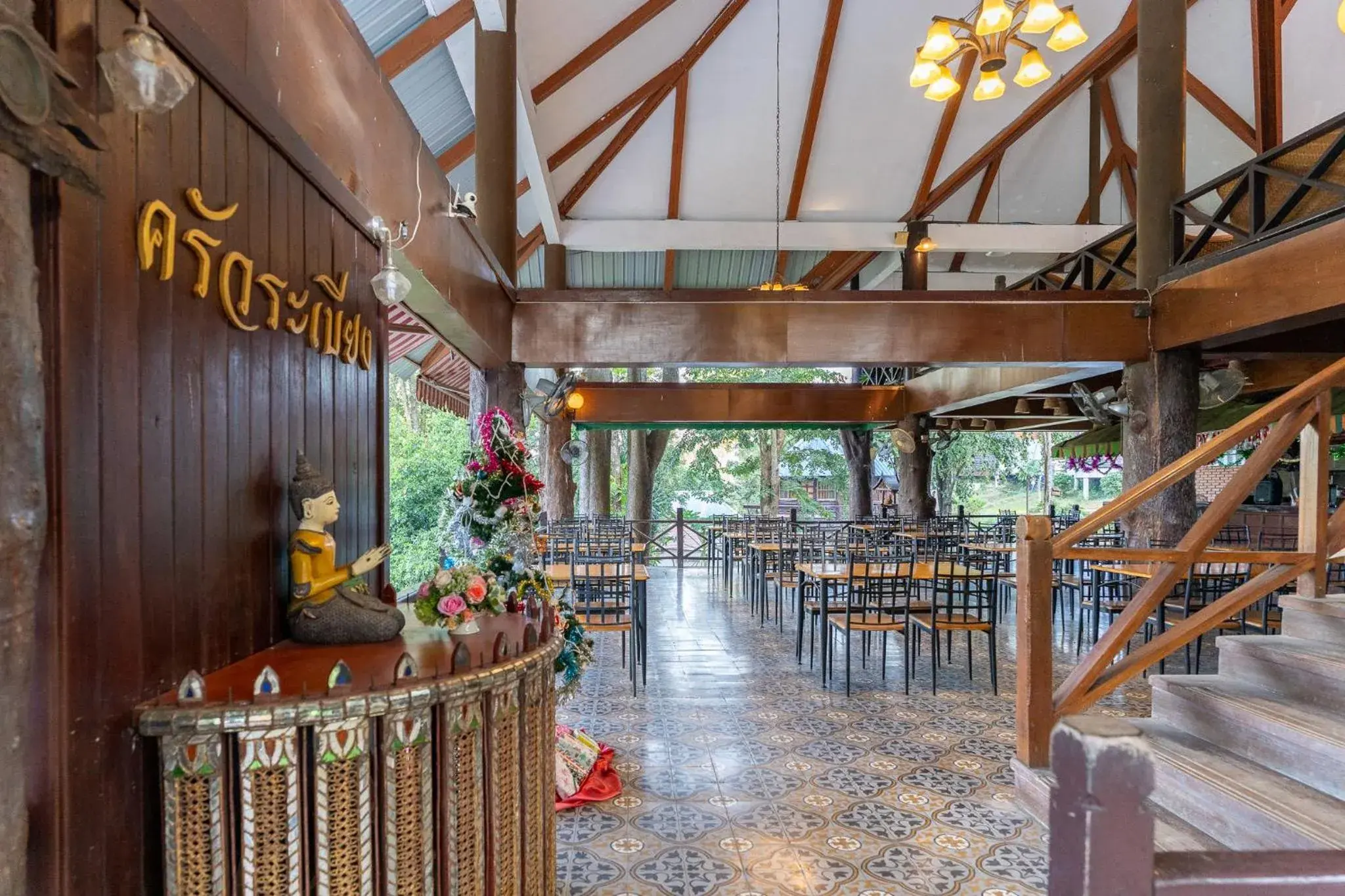 Restaurant/places to eat in Pung-Waan Resort Restaurant/places to eat in Pung-Waan Resort