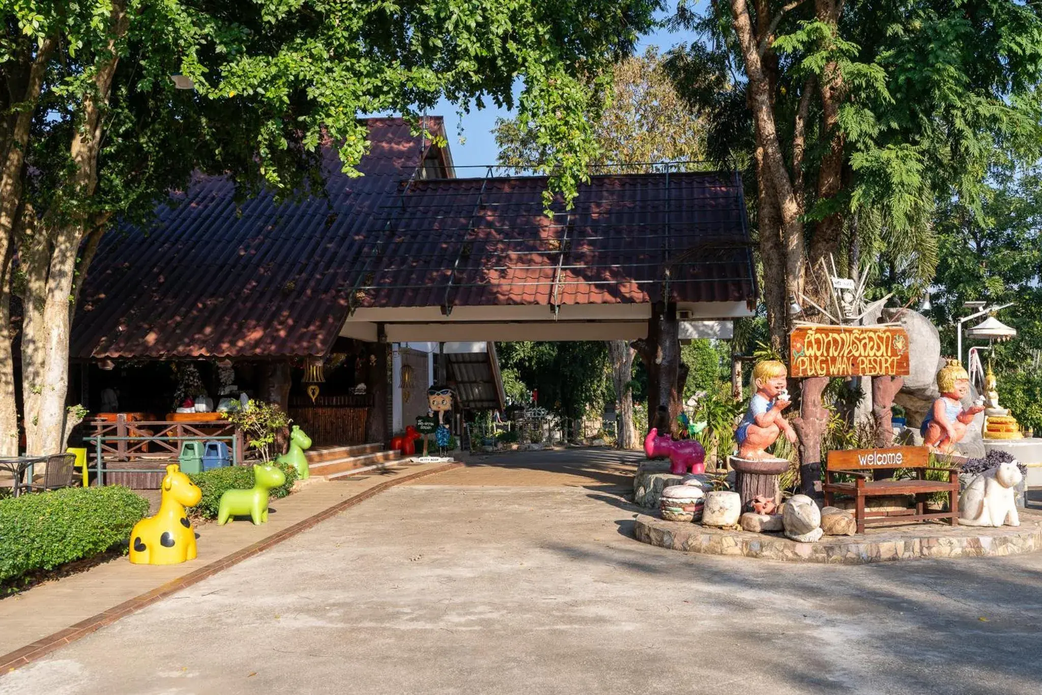 Property building in Pung-Waan Resort Property building in Pung-Waan Resort