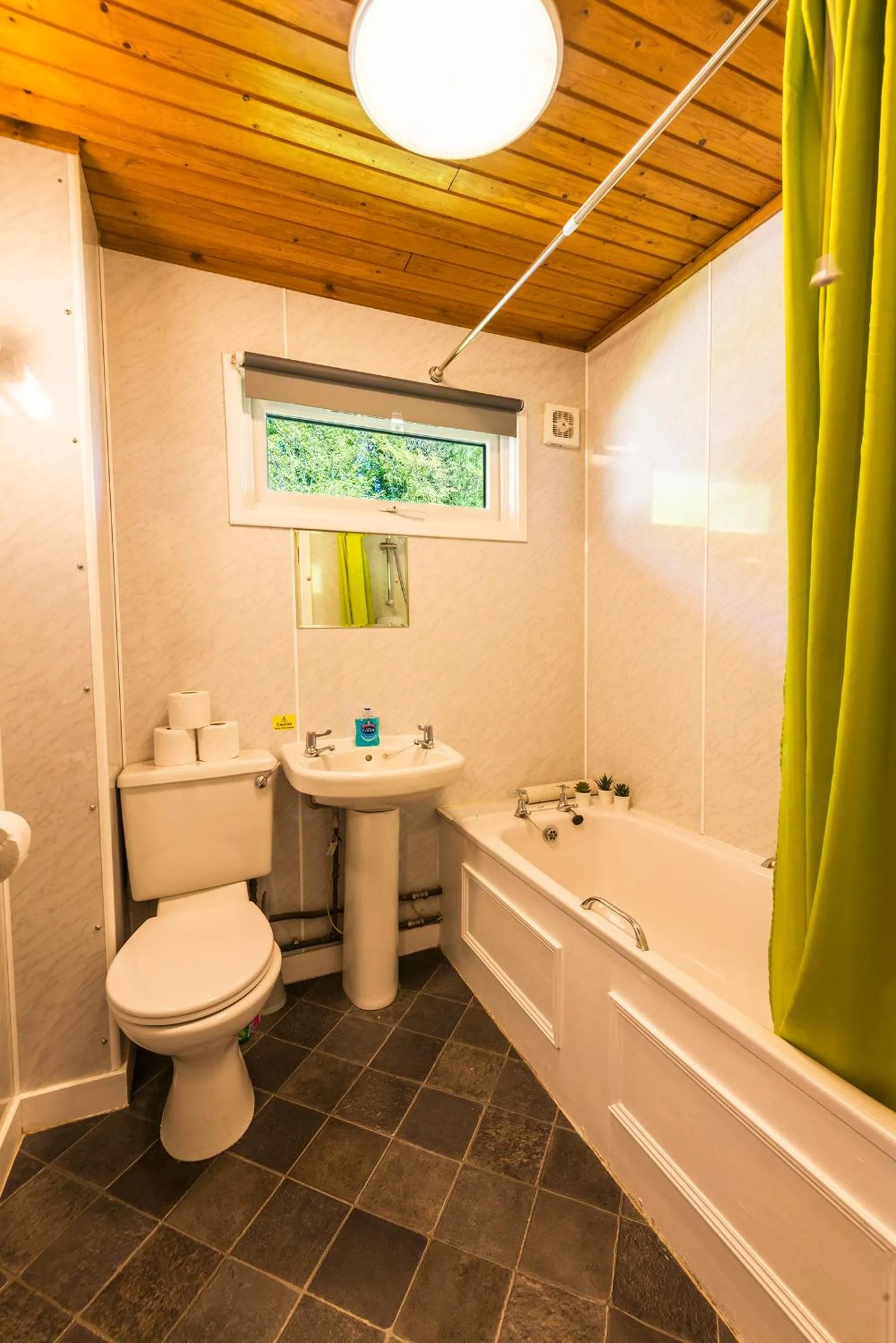 Shower in Logierait Pine Lodges