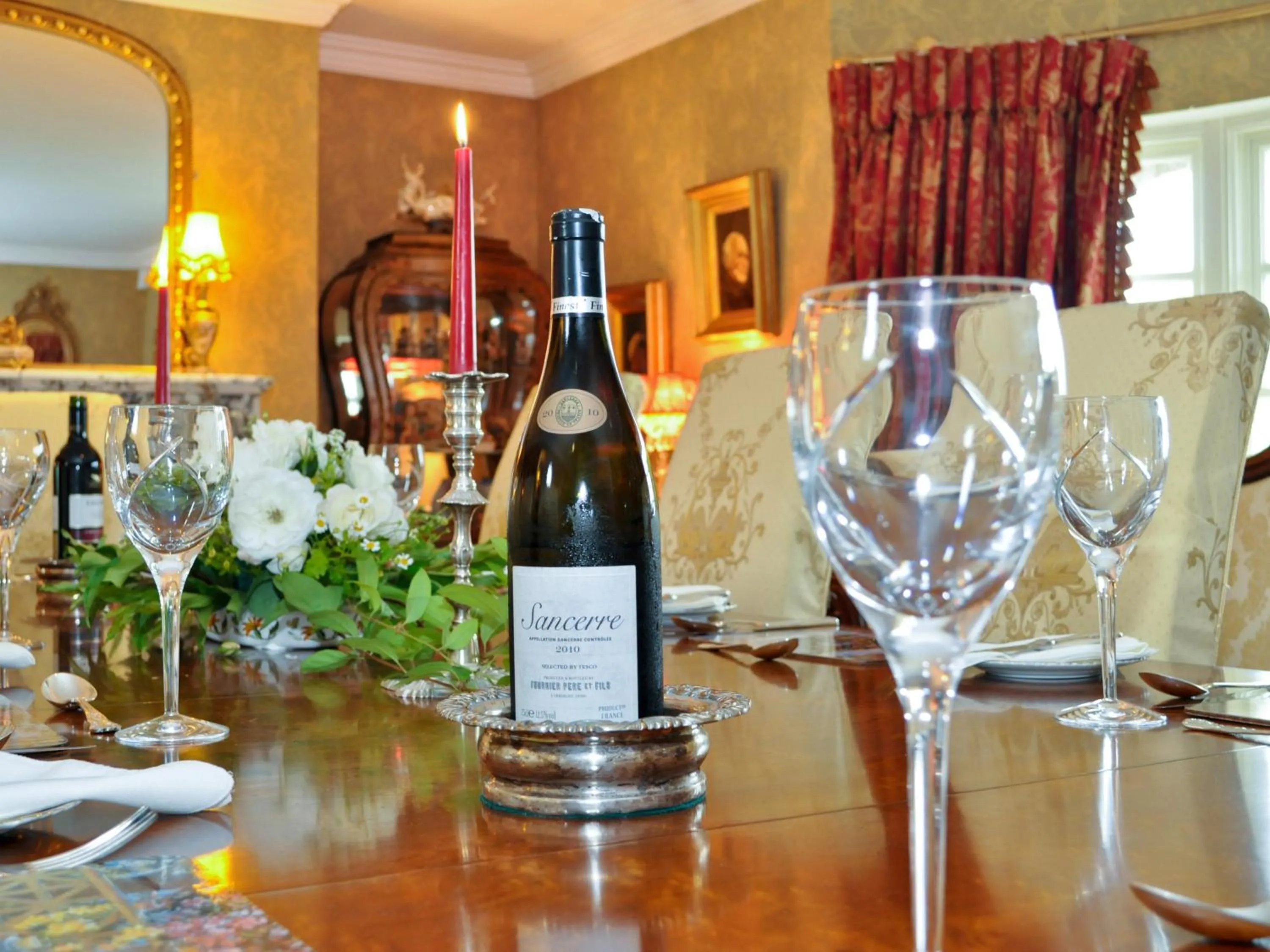 Dining area in Weir Haven Boutique Accommodation