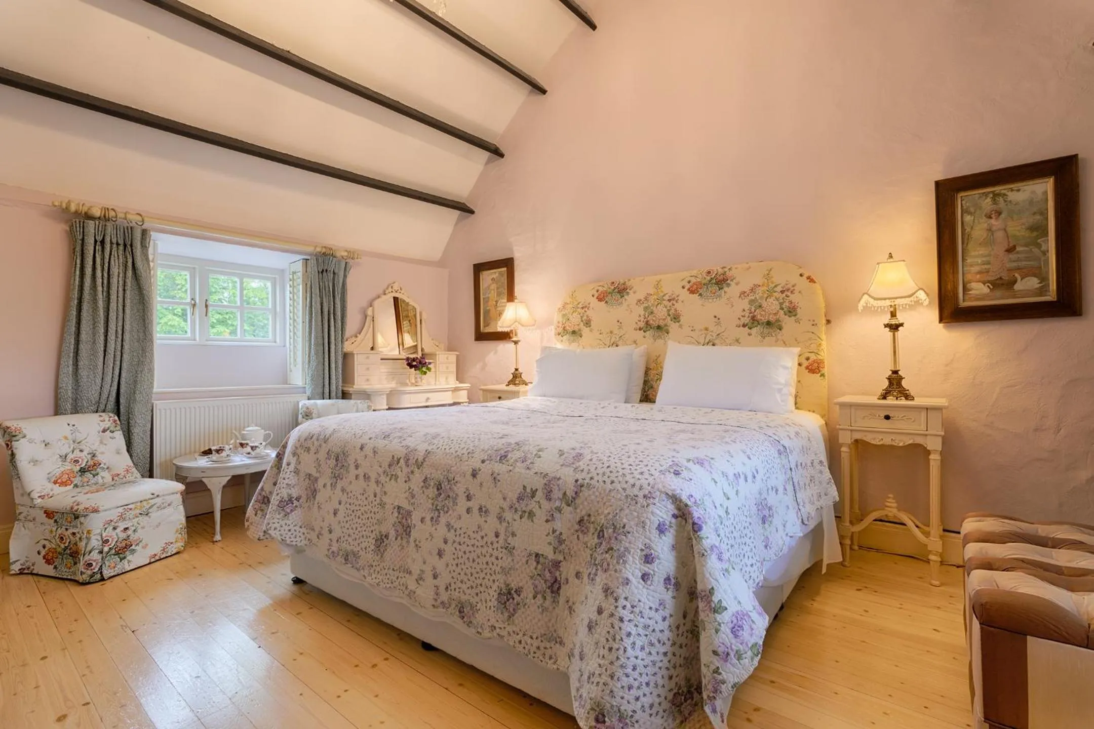 Bed in Weir Haven Boutique Accommodation