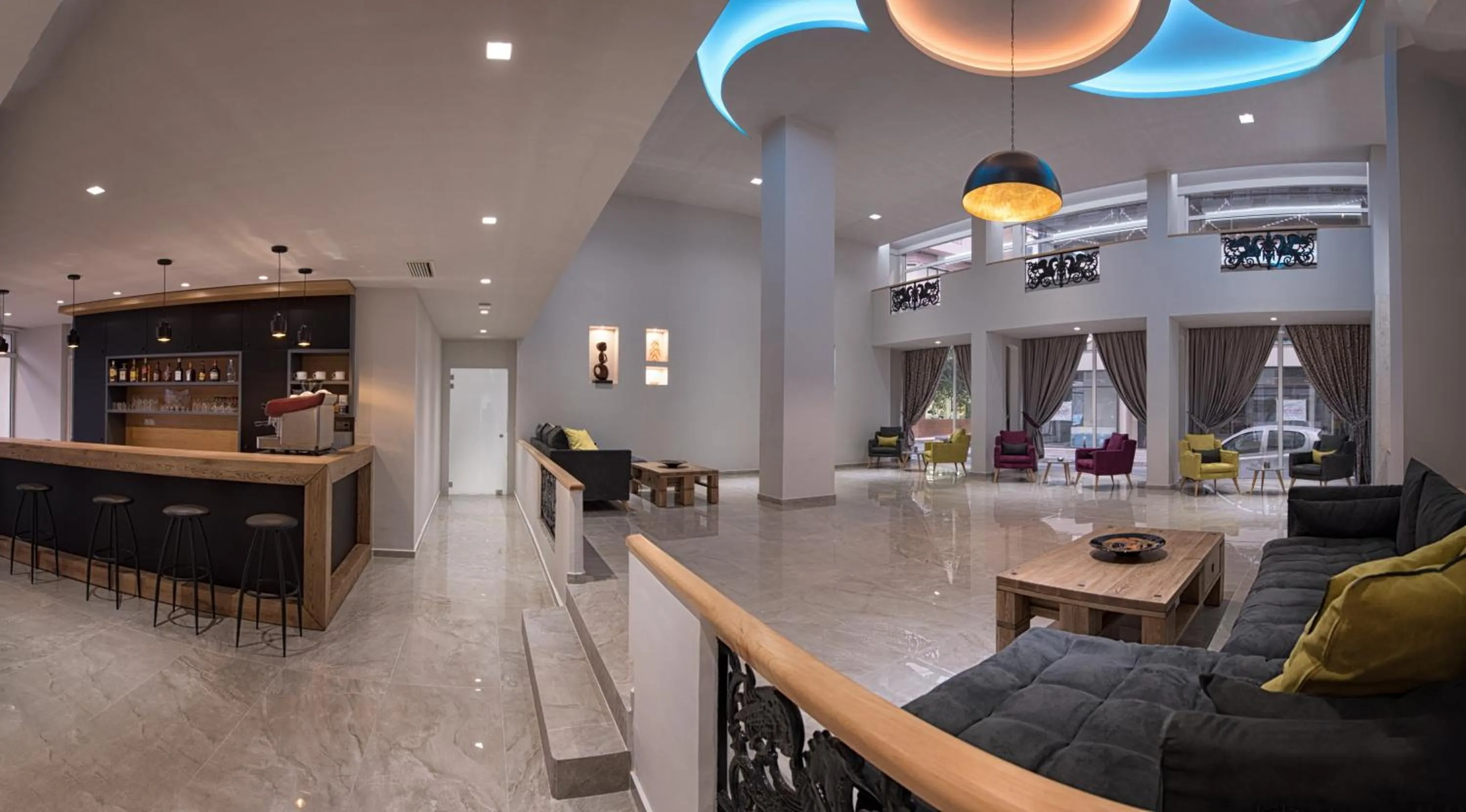 Communal lounge/ TV room in Irini Hotel