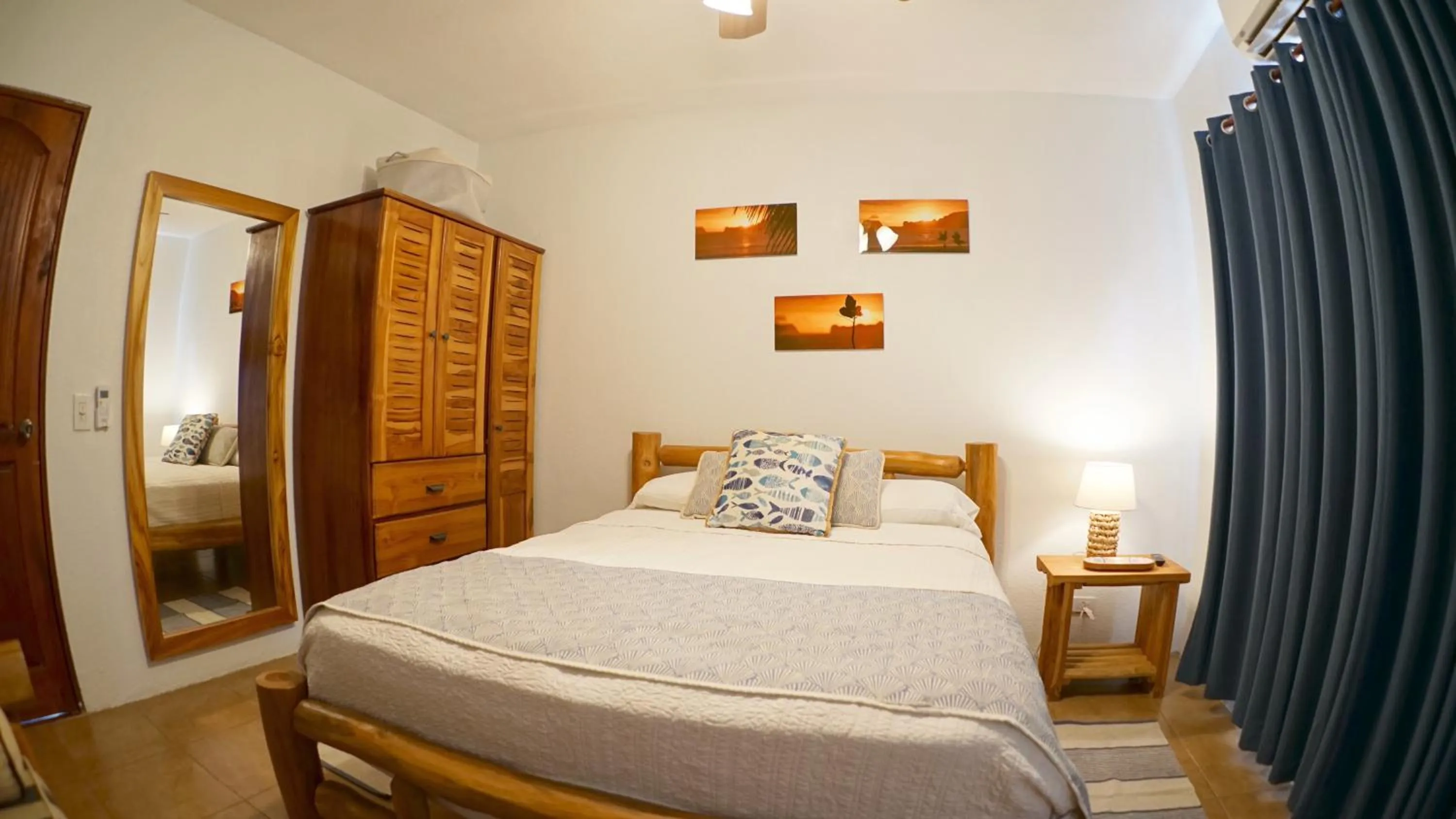 Photo of the whole room, Bed in Villas Welcome to Heaven