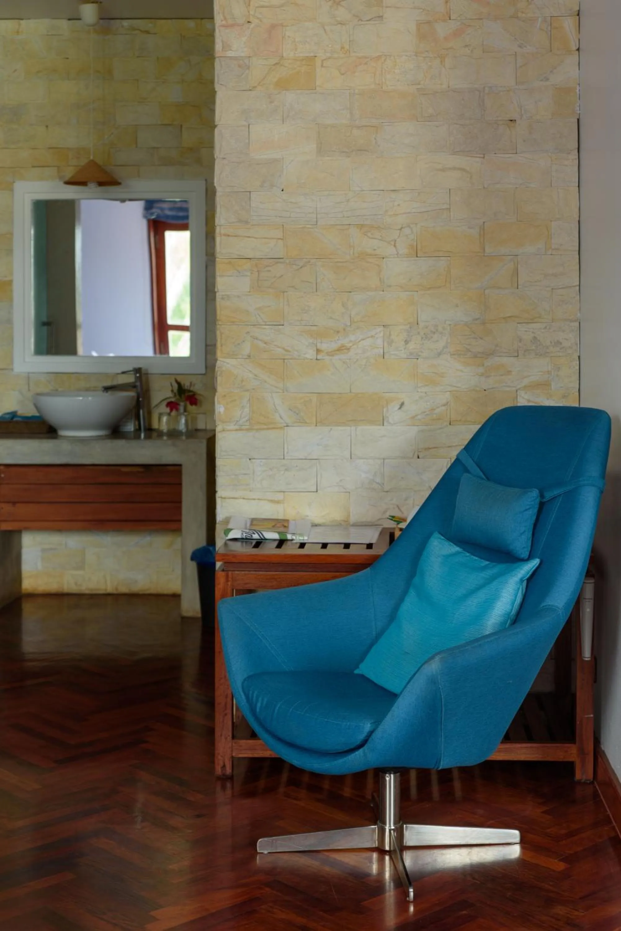 Living room in Indigo House Hotel