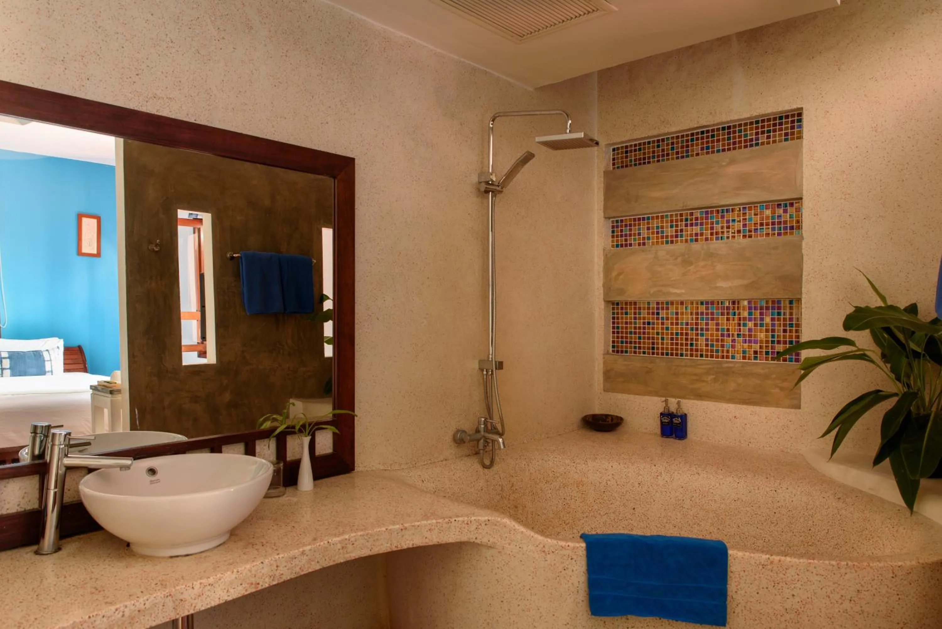 Bathroom in Indigo House Hotel