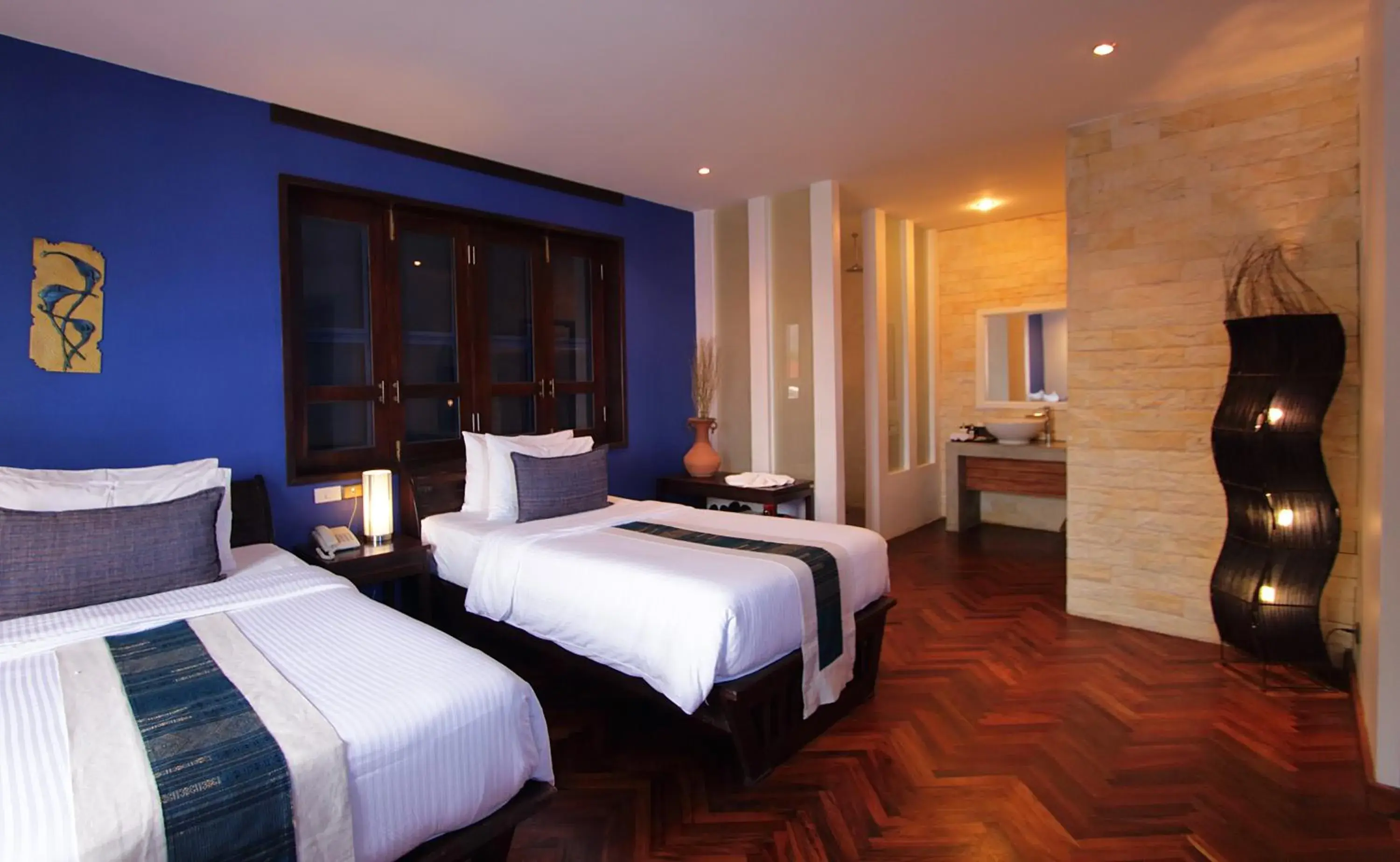 Deluxe Twin Room - single occupancy in Indigo House Hotel Deluxe Twin Room - single occupancy in Indigo House Hotel