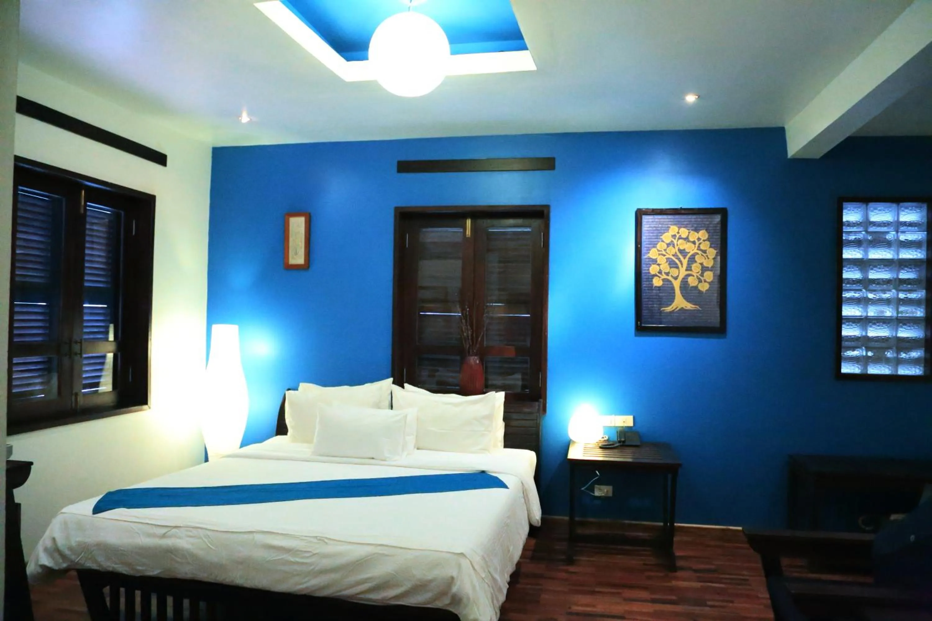 Bedroom, Bed in Indigo House Hotel