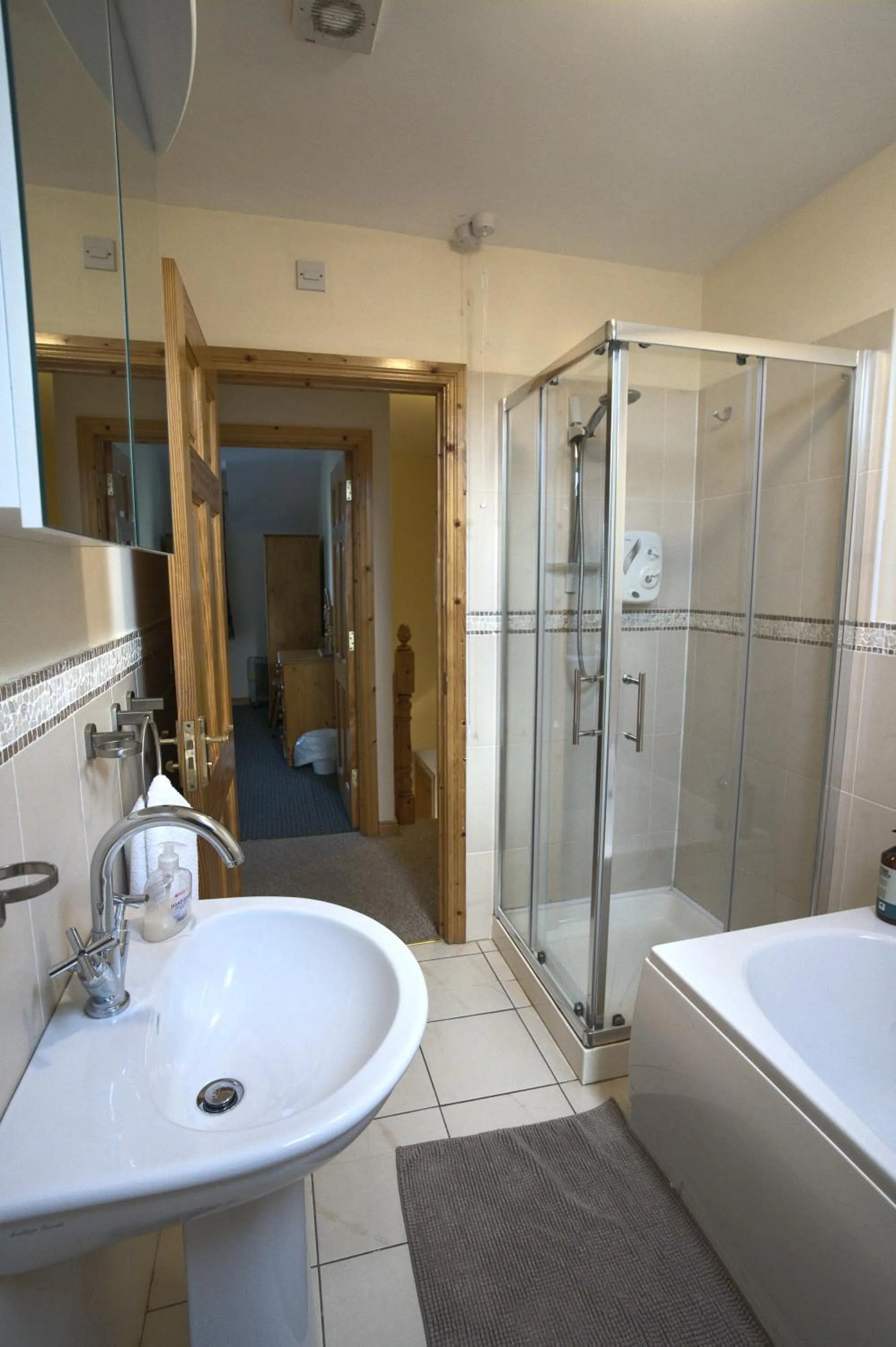 Village Lodge - Carlingford