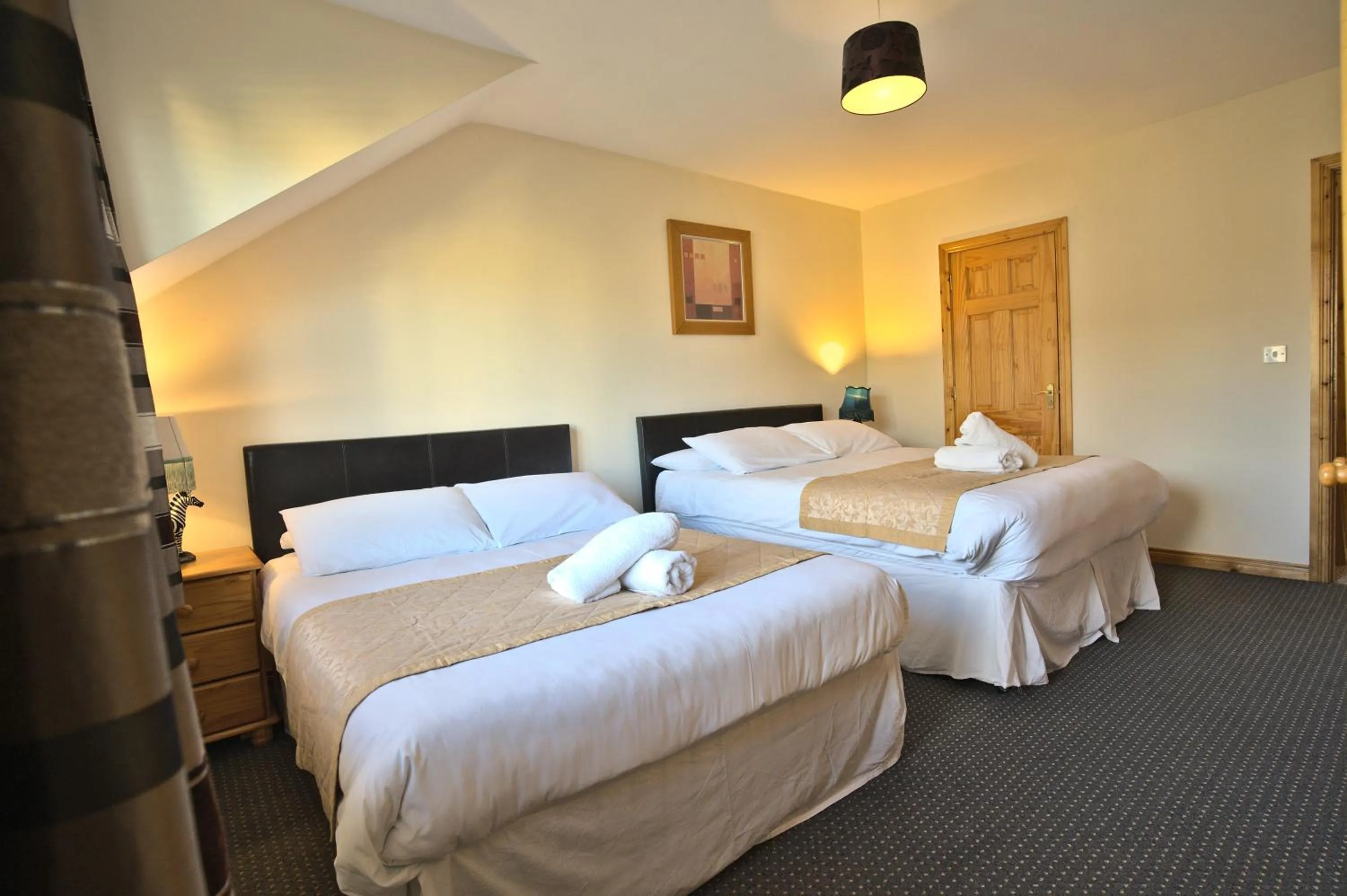 Bed in Village Lodge - Carlingford