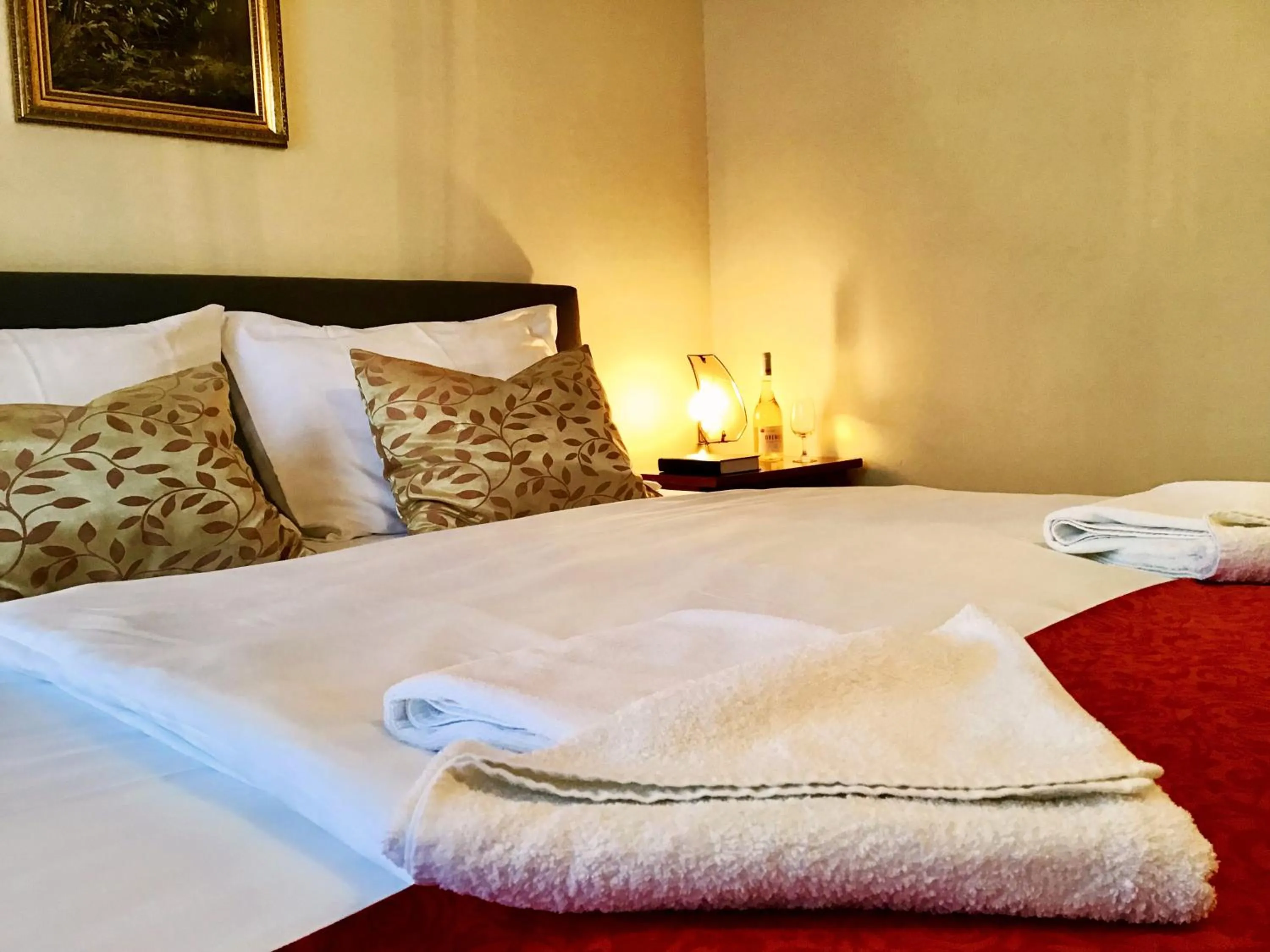 Bed in Hotel Kentaur