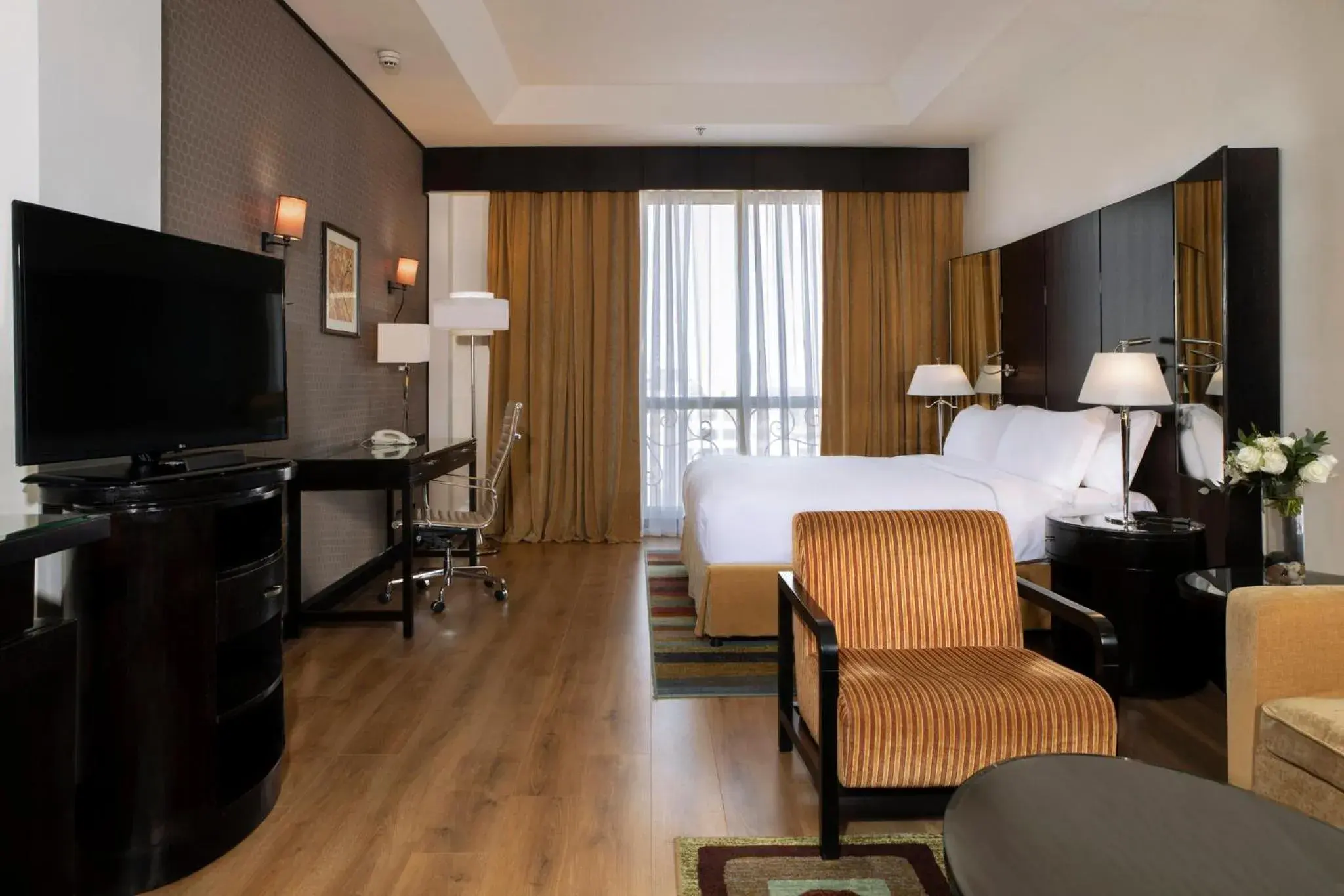 Standard King Room in Crowne Plaza Al Khobar by IHG Standard King Room in Crowne Plaza Al Khobar by IHG