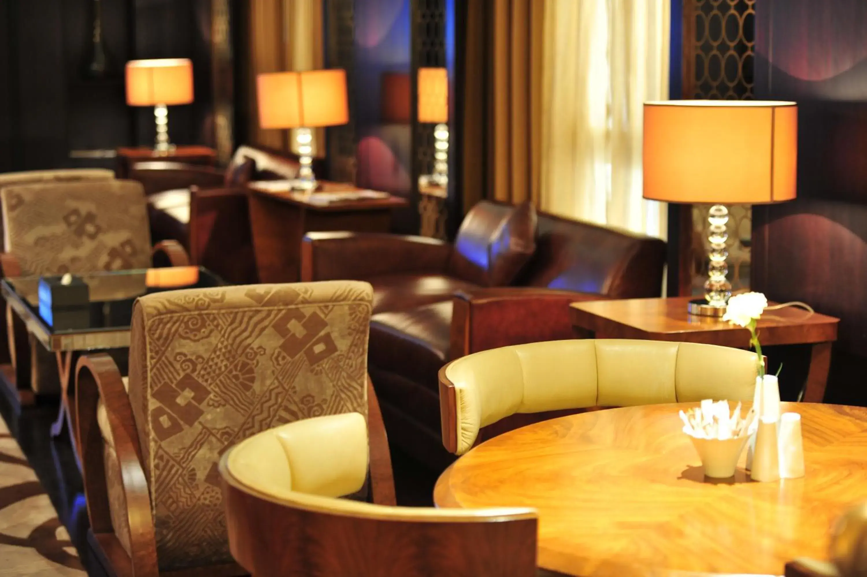 Lounge or bar in Crowne Plaza Al Khobar by IHG Lounge or bar in Crowne Plaza Al Khobar by IHG
