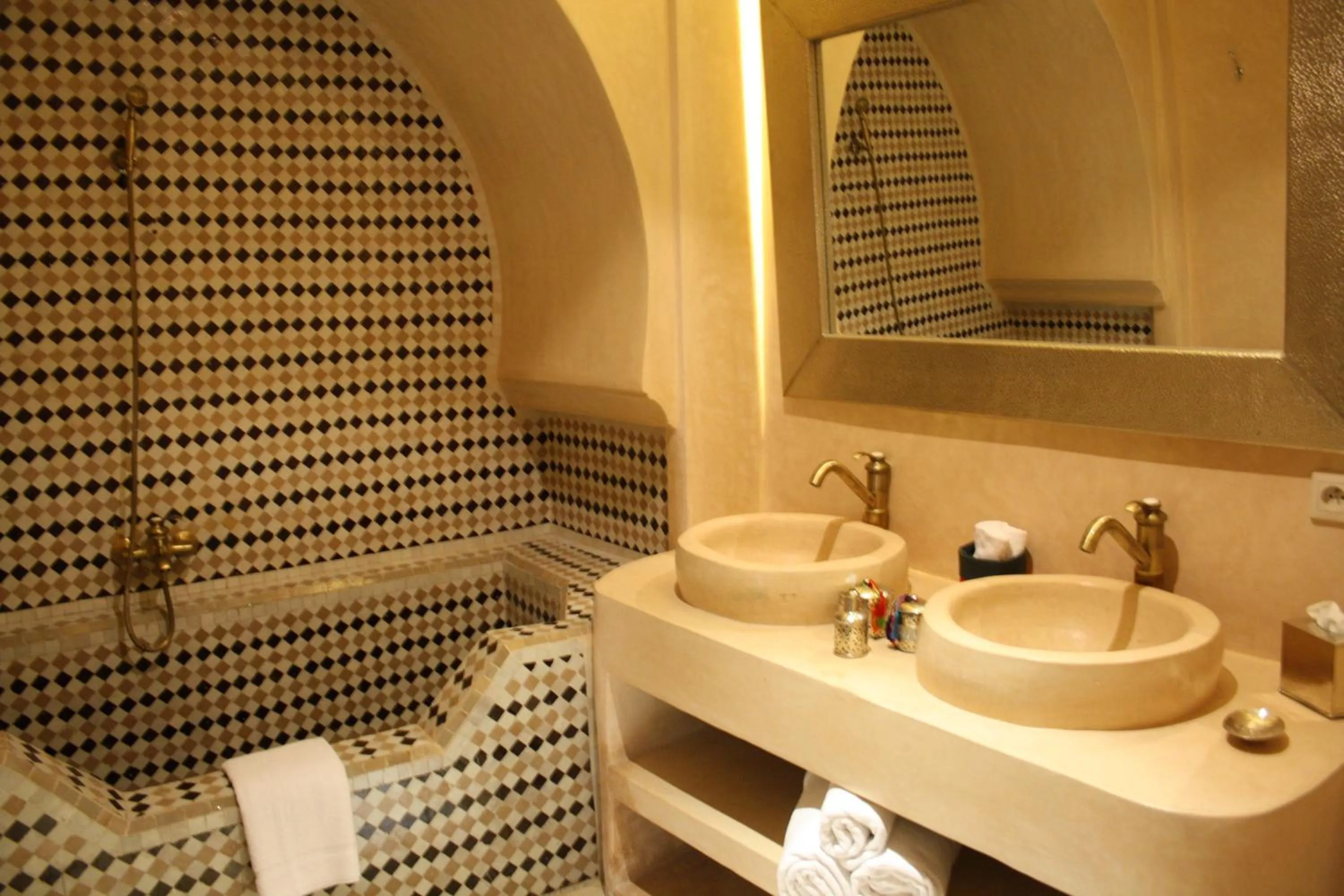 Bathroom in Riad Shama Suites & Spa