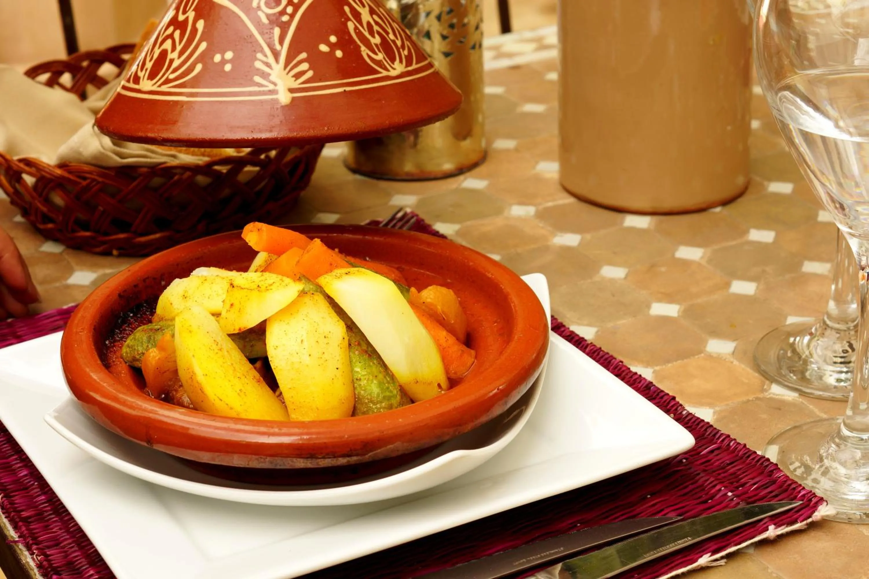 Restaurant/places to eat in Riad Shama Suites & Spa