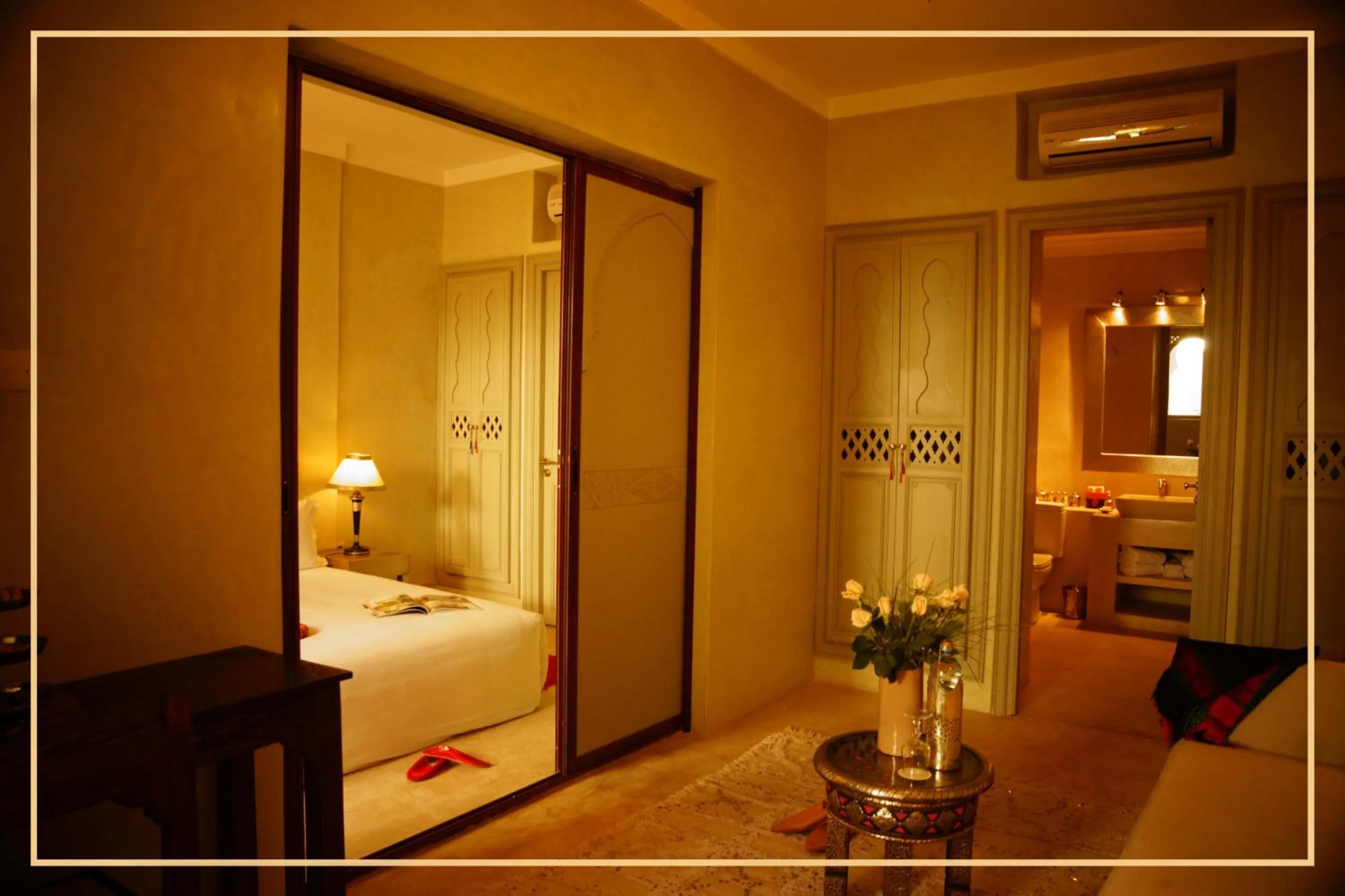 Photo of the whole room, Bed in Riad Shama Suites & Spa