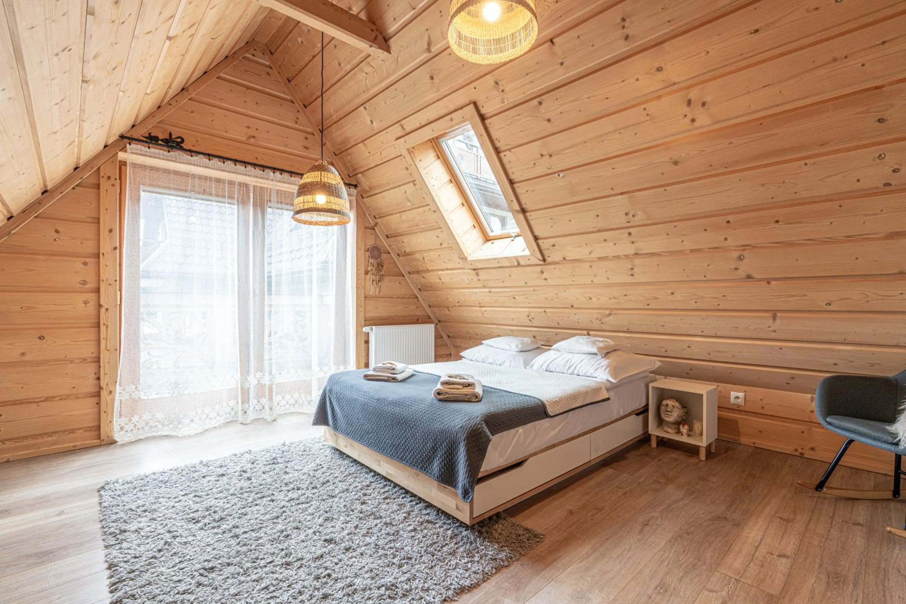 Bed in Willa Baciarka-basen, sauny i jacuzzi