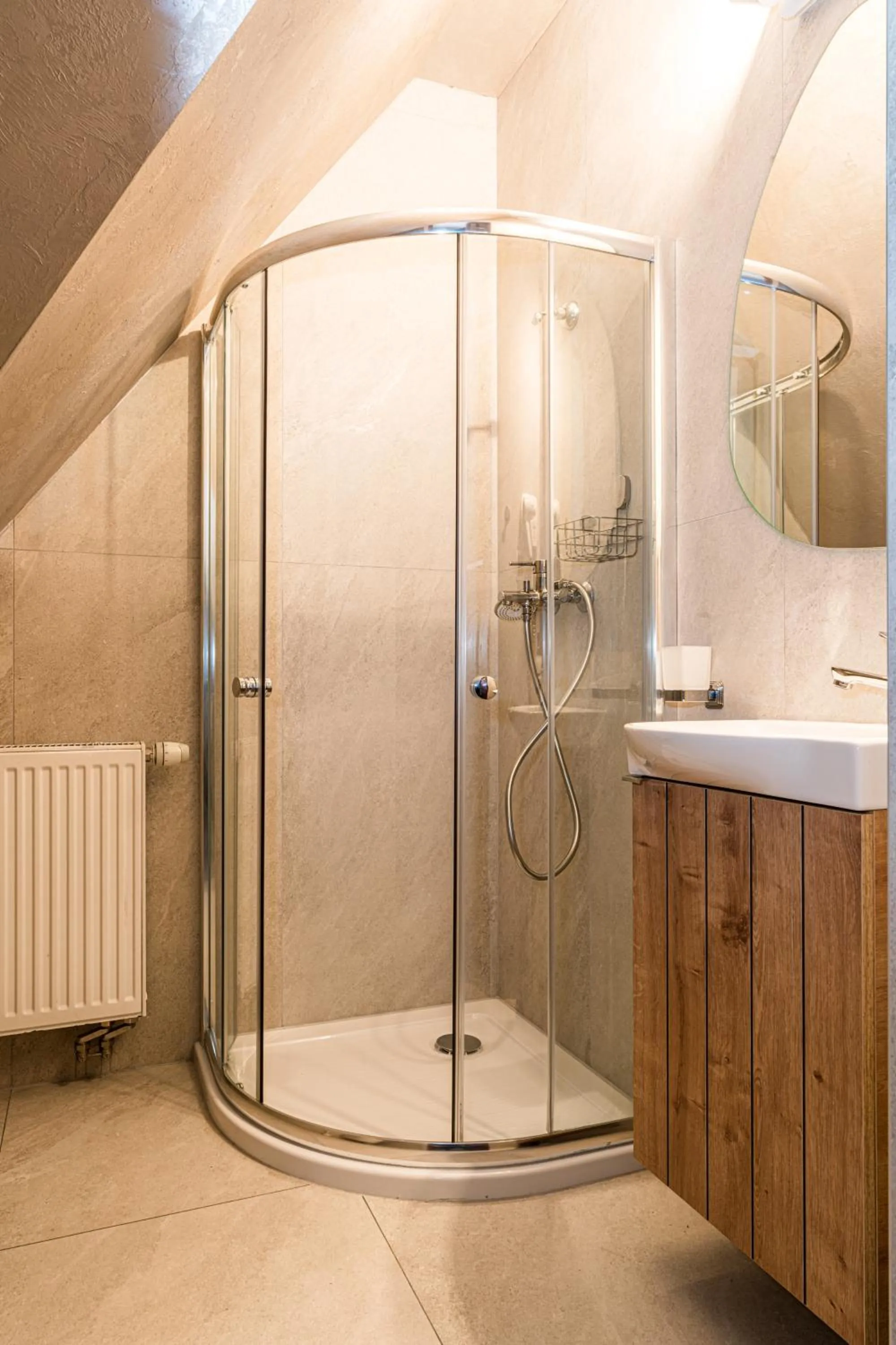 Shower in Willa Baciarka-basen, sauny i jacuzzi